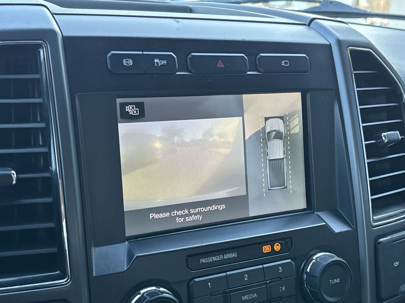 Thumbnail: 2019 Ford F-250 - 15