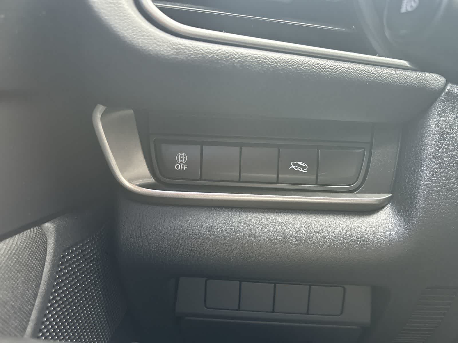 Thumbnail: 2023 Mazda CX-30 - 16