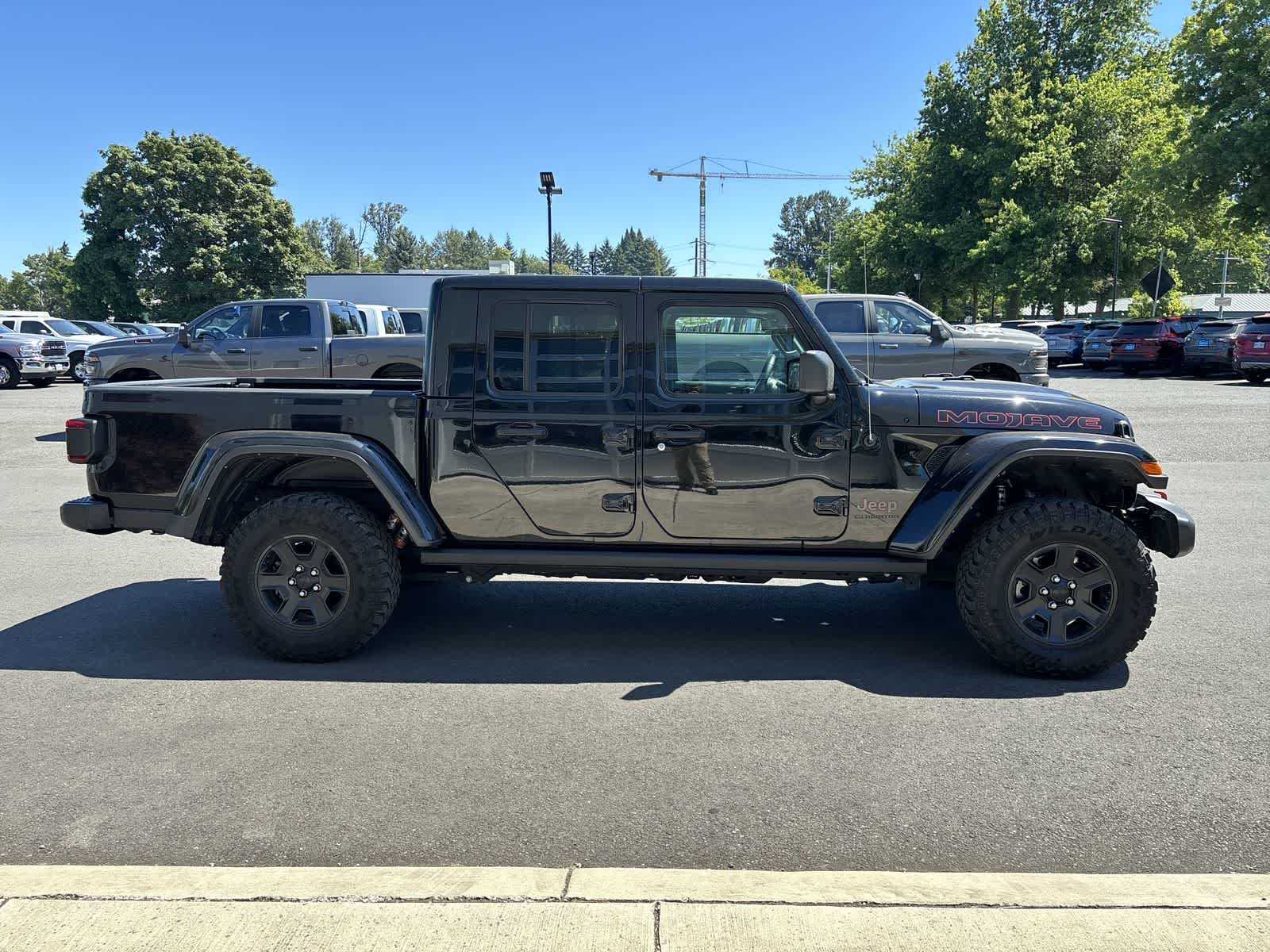 Thumbnail: 2022 Jeep Gladiator - 5