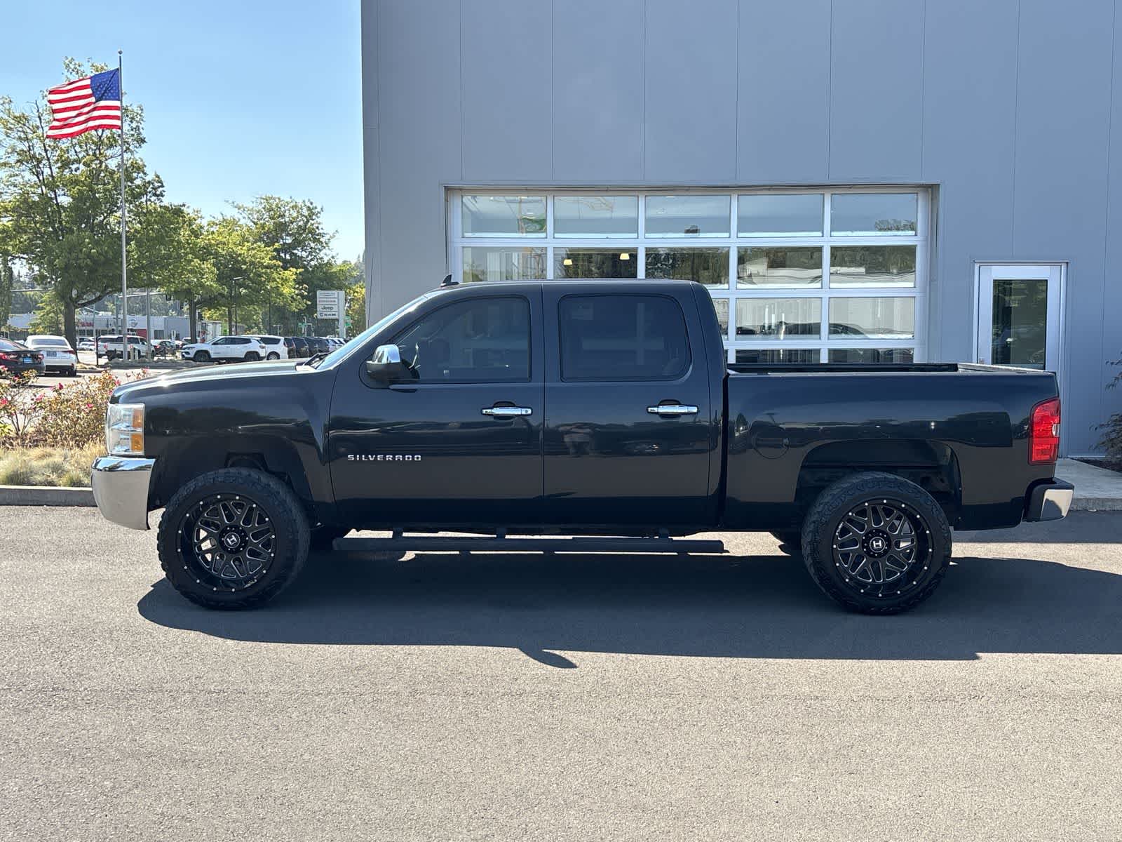 Thumbnail: 2012 Chevrolet Silverado 1500 - 2
