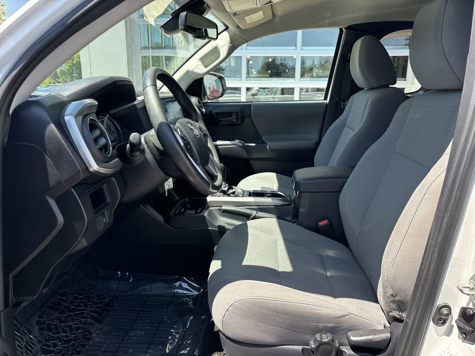 2019 Toyota Tacoma SR5 10