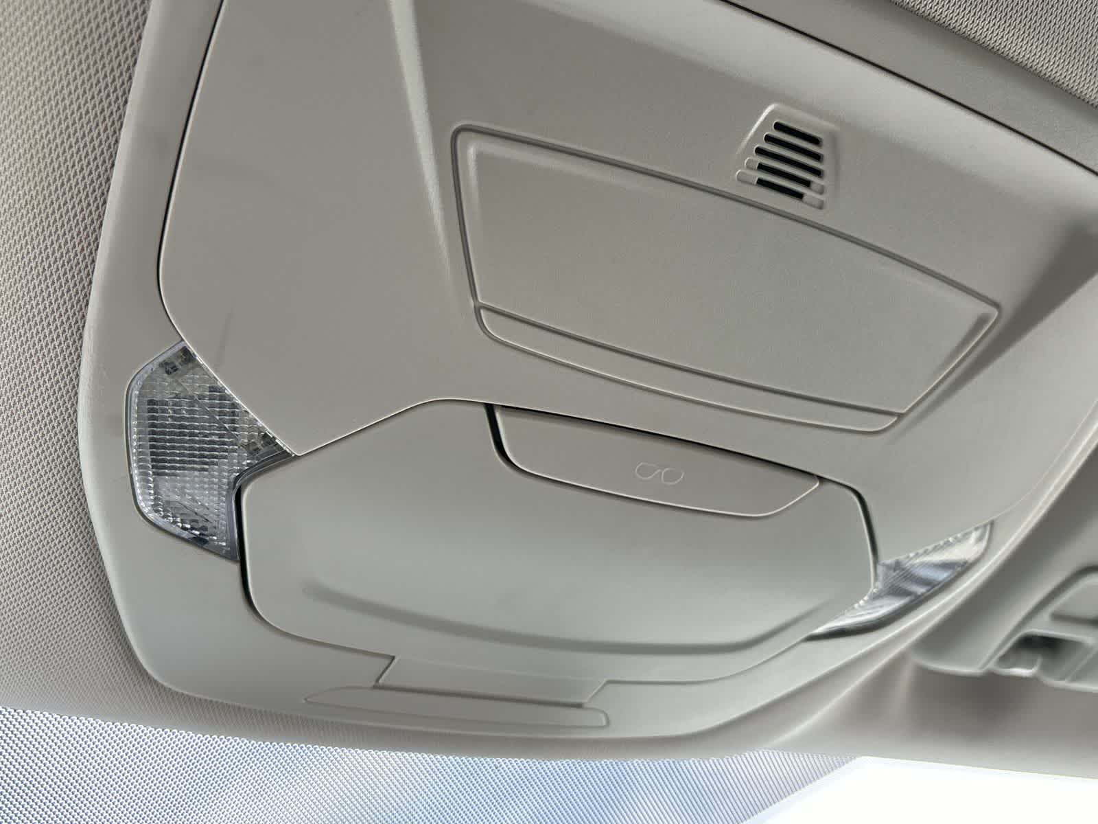 Thumbnail: 2016 Ford Escape - 23