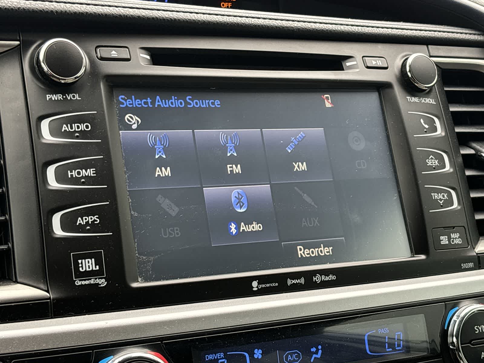 Thumbnail: 2019 Toyota Highlander - 14