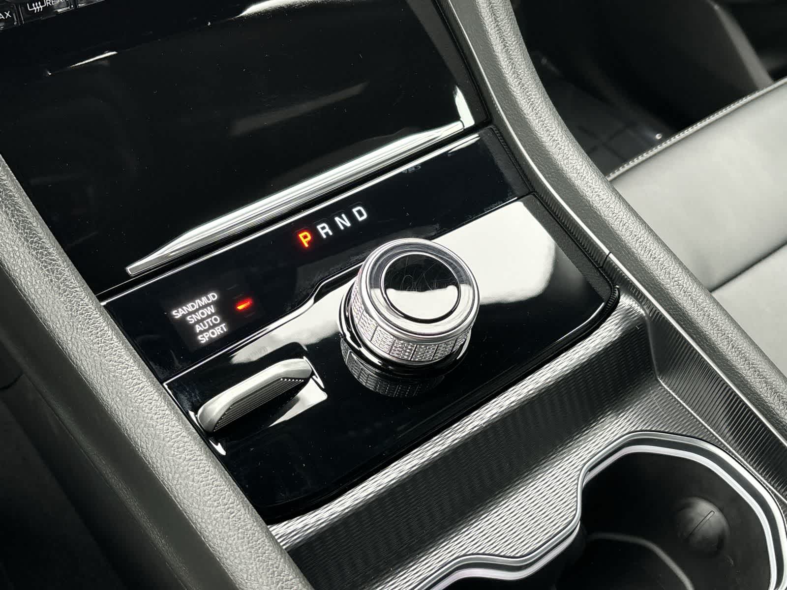 Thumbnail: 2025 Jeep Grand Cherokee - 24