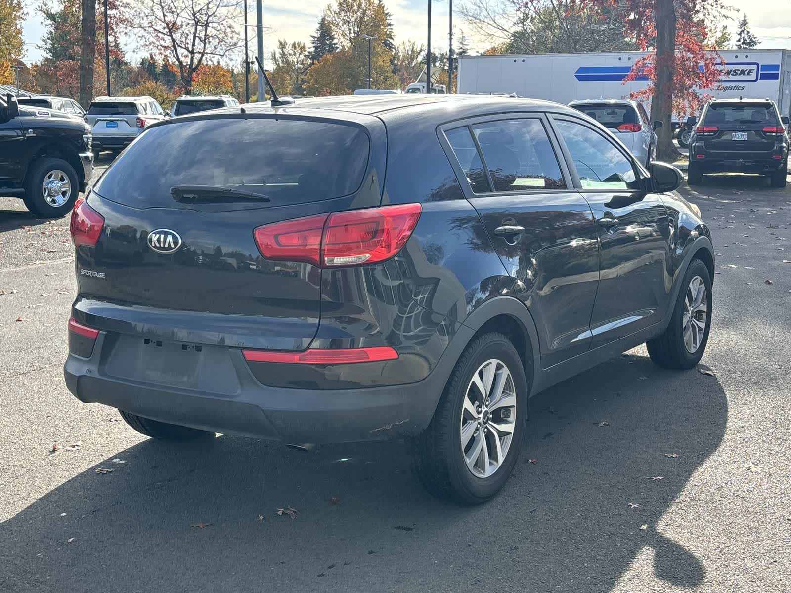 Thumbnail: 2016 Kia Sportage - 5