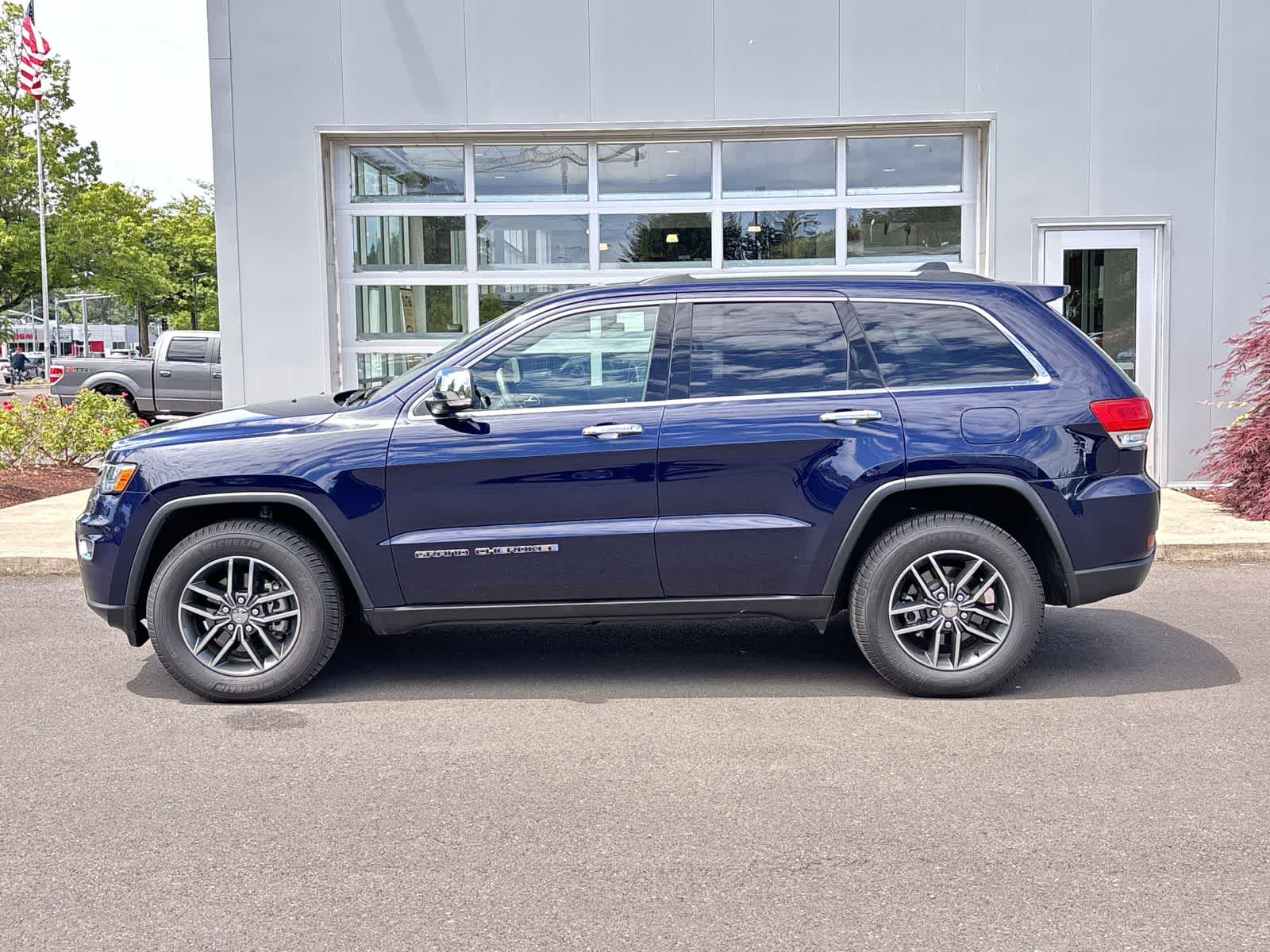 Thumbnail: 2018 Jeep Grand Cherokee - 2