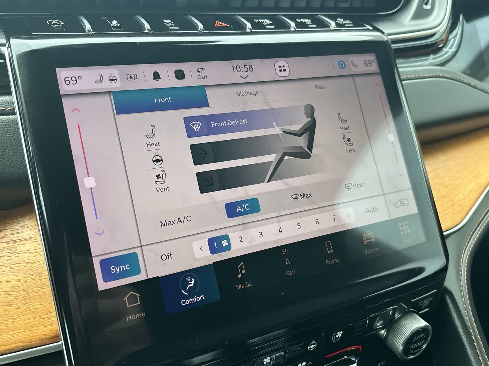 Thumbnail: 2023 Jeep Grand Cherokee - 19