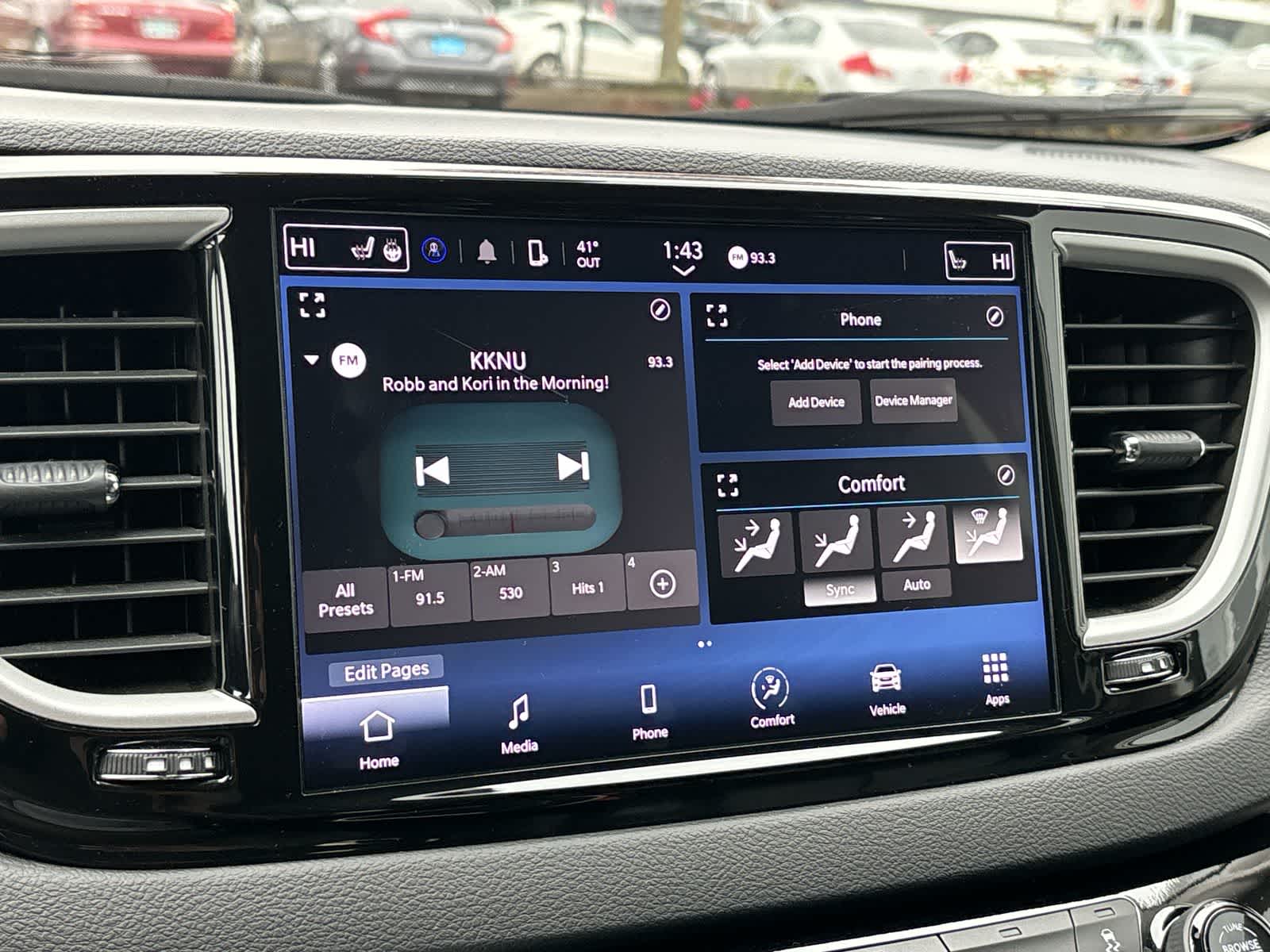 Thumbnail: 2024 Chrysler Pacifica - 15