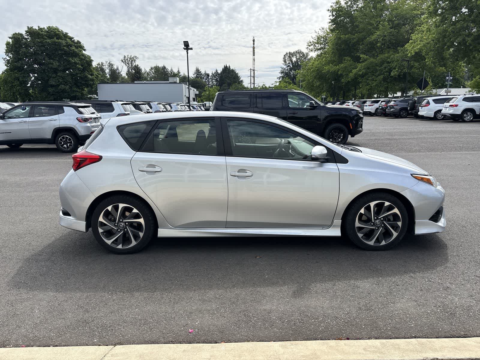 Thumbnail: 2018 Toyota Corolla iM - 5