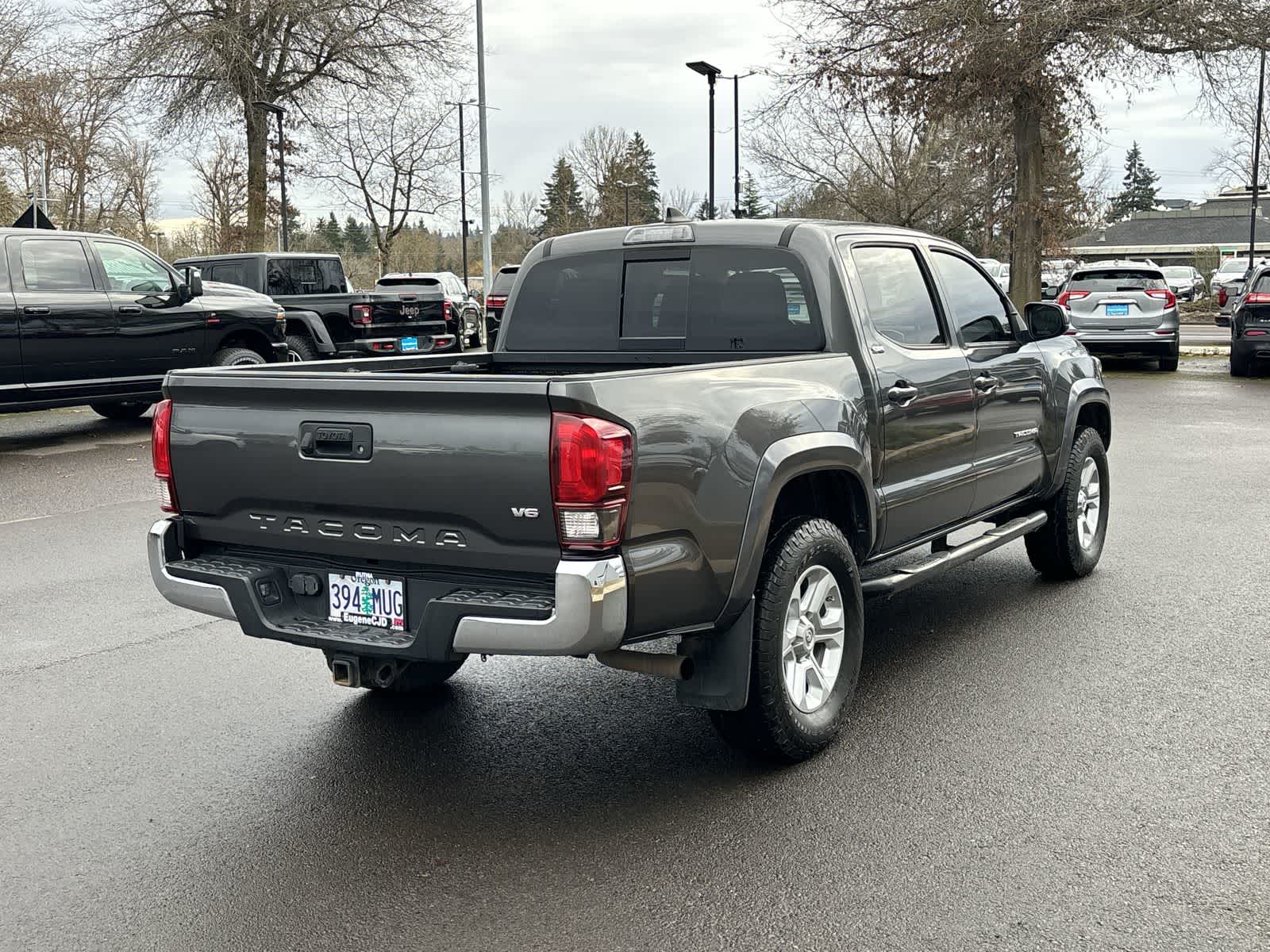 Thumbnail: 2018 Toyota Tacoma - 5