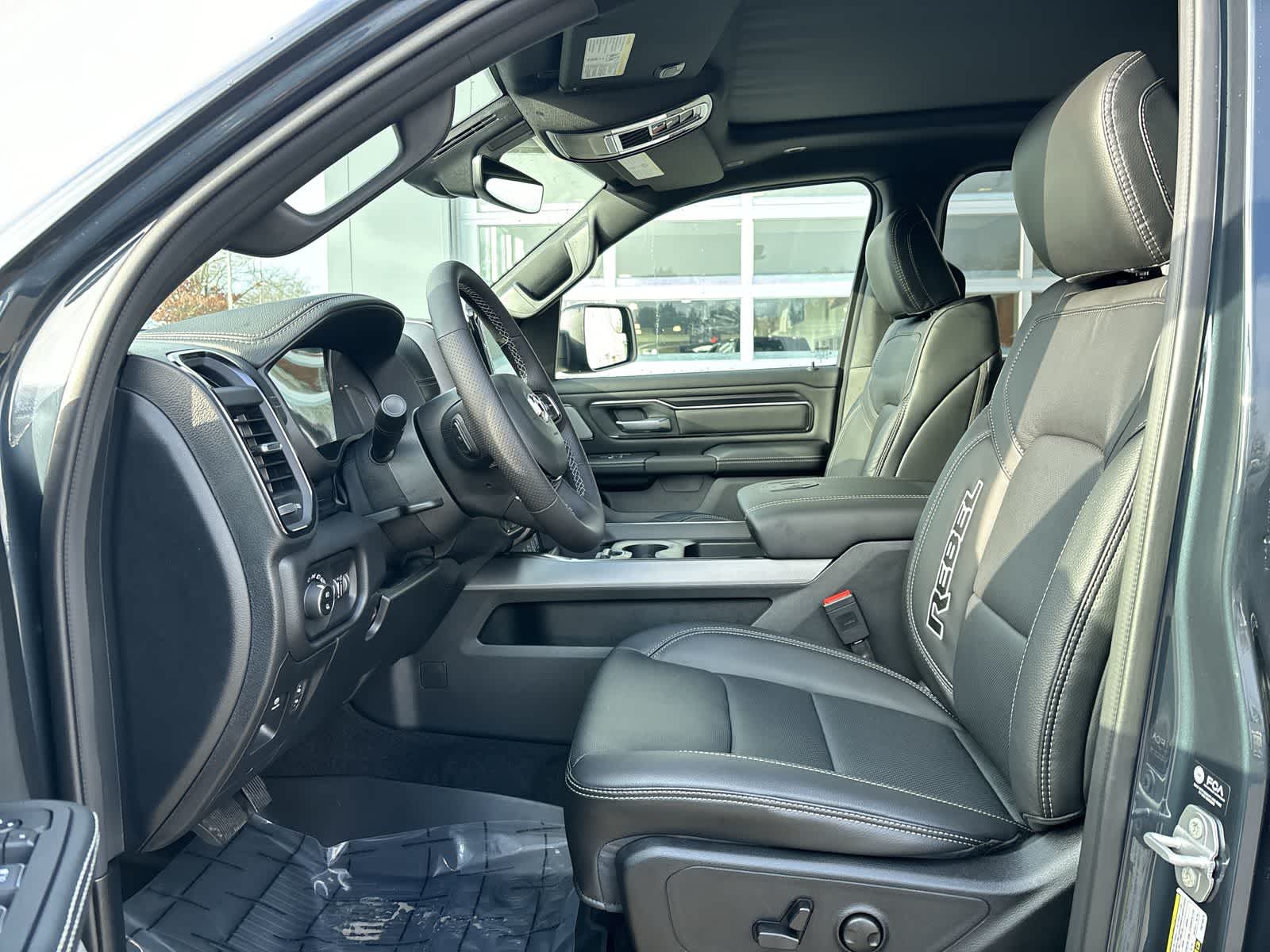 Thumbnail: 2026 RAM 1500 - 9