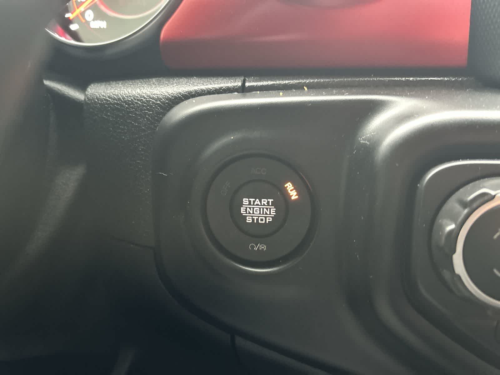 Thumbnail: 2021 Jeep Gladiator - 13