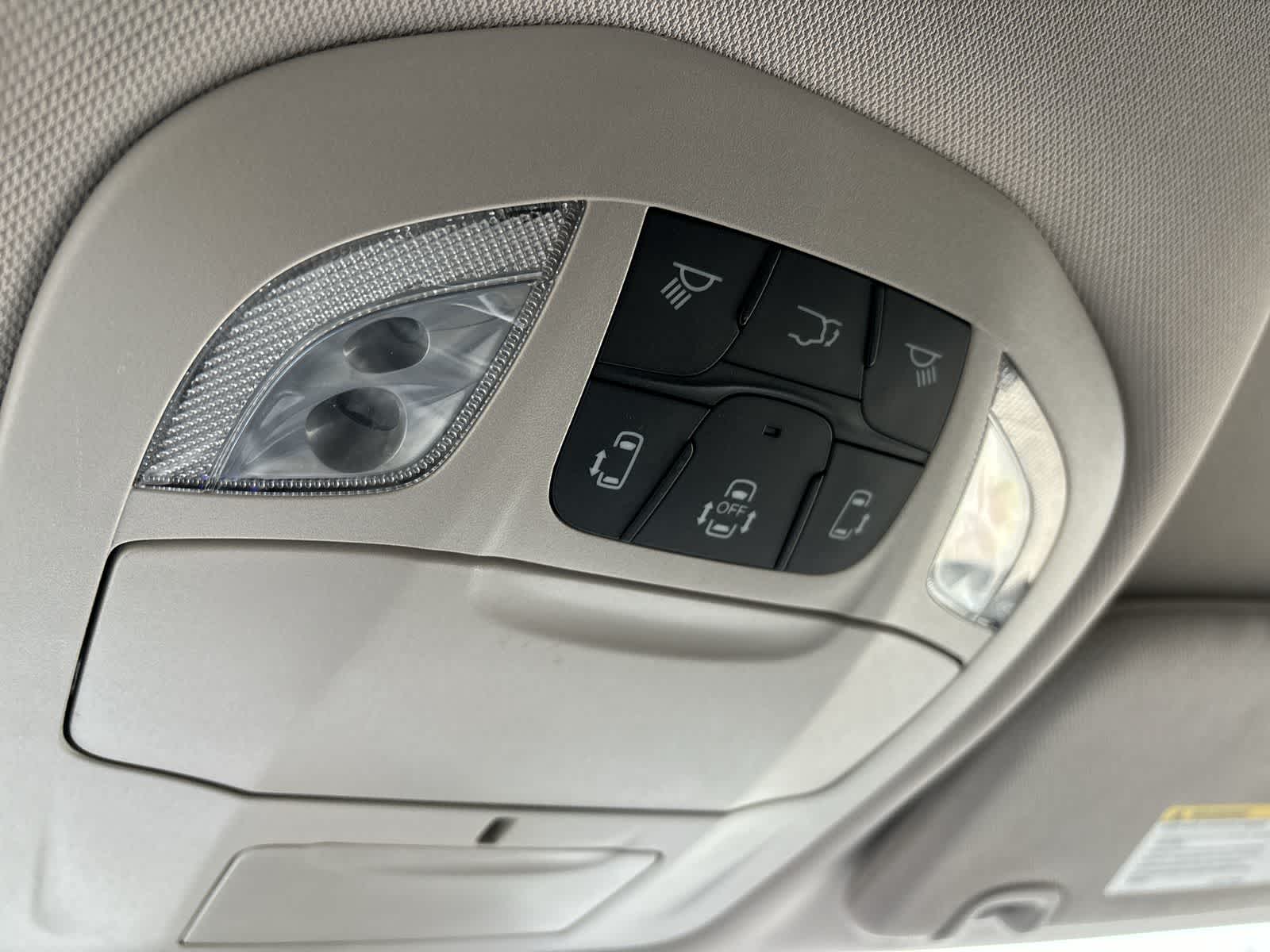 Thumbnail: 2024 Chrysler Pacifica - 27