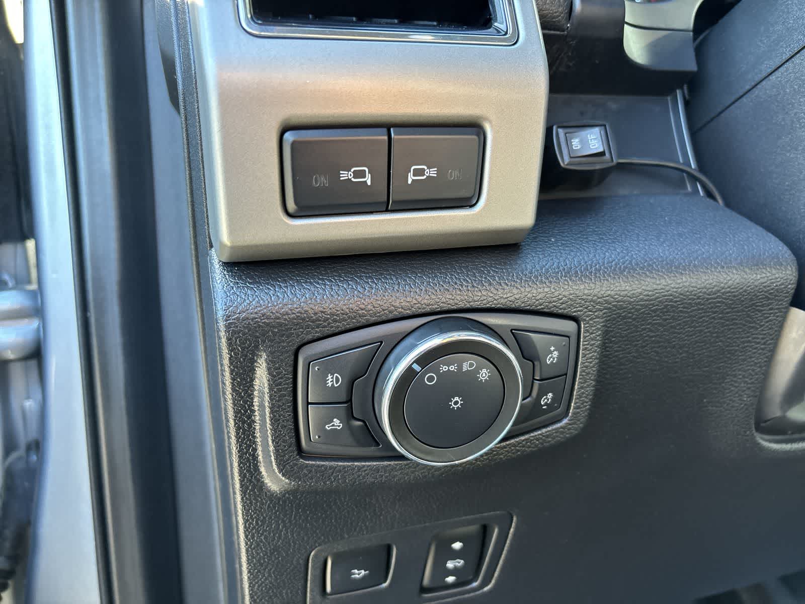 Thumbnail: 2020 Ford F-350 - 13