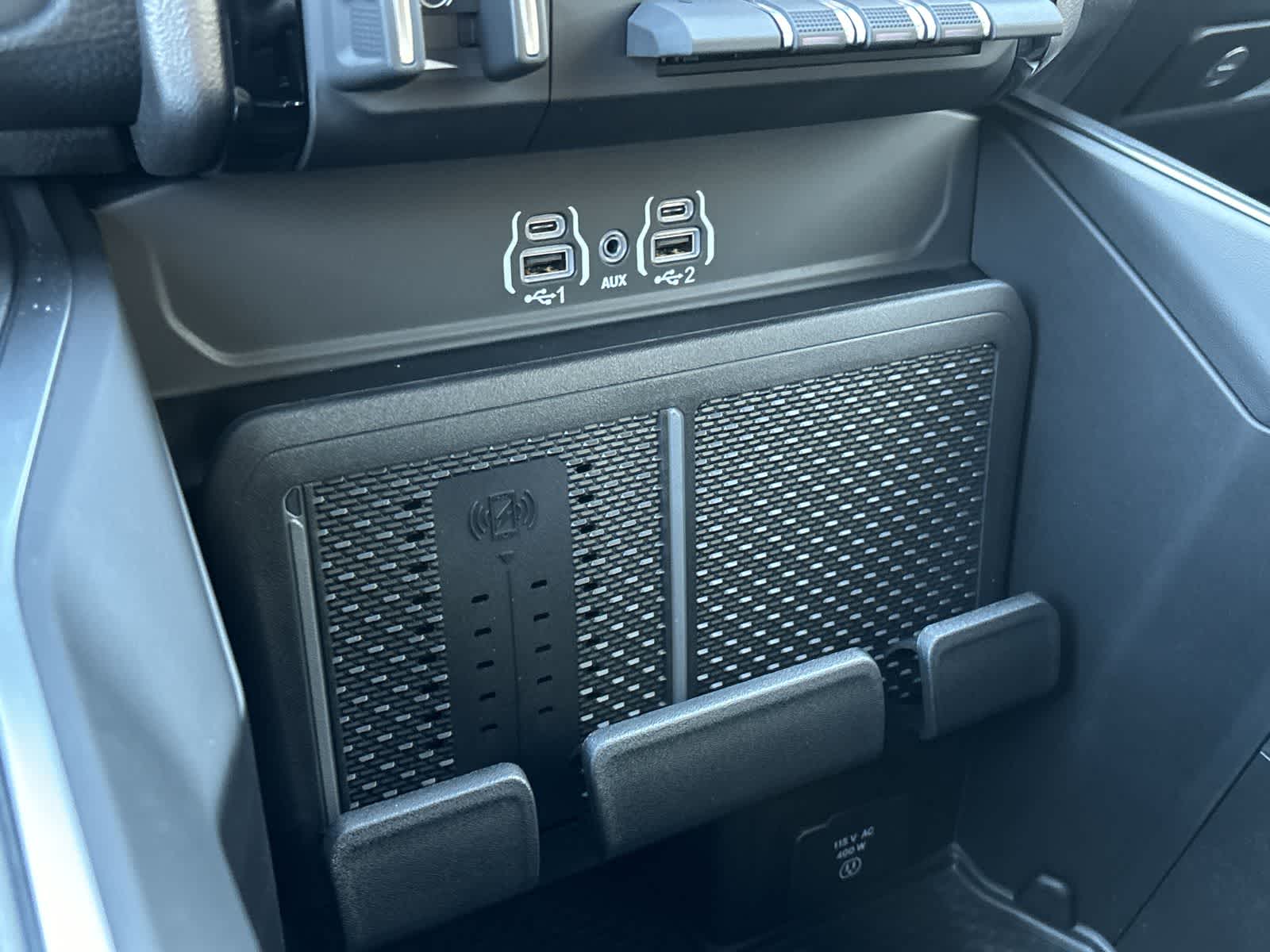 Thumbnail: 2026 RAM 1500 - 25