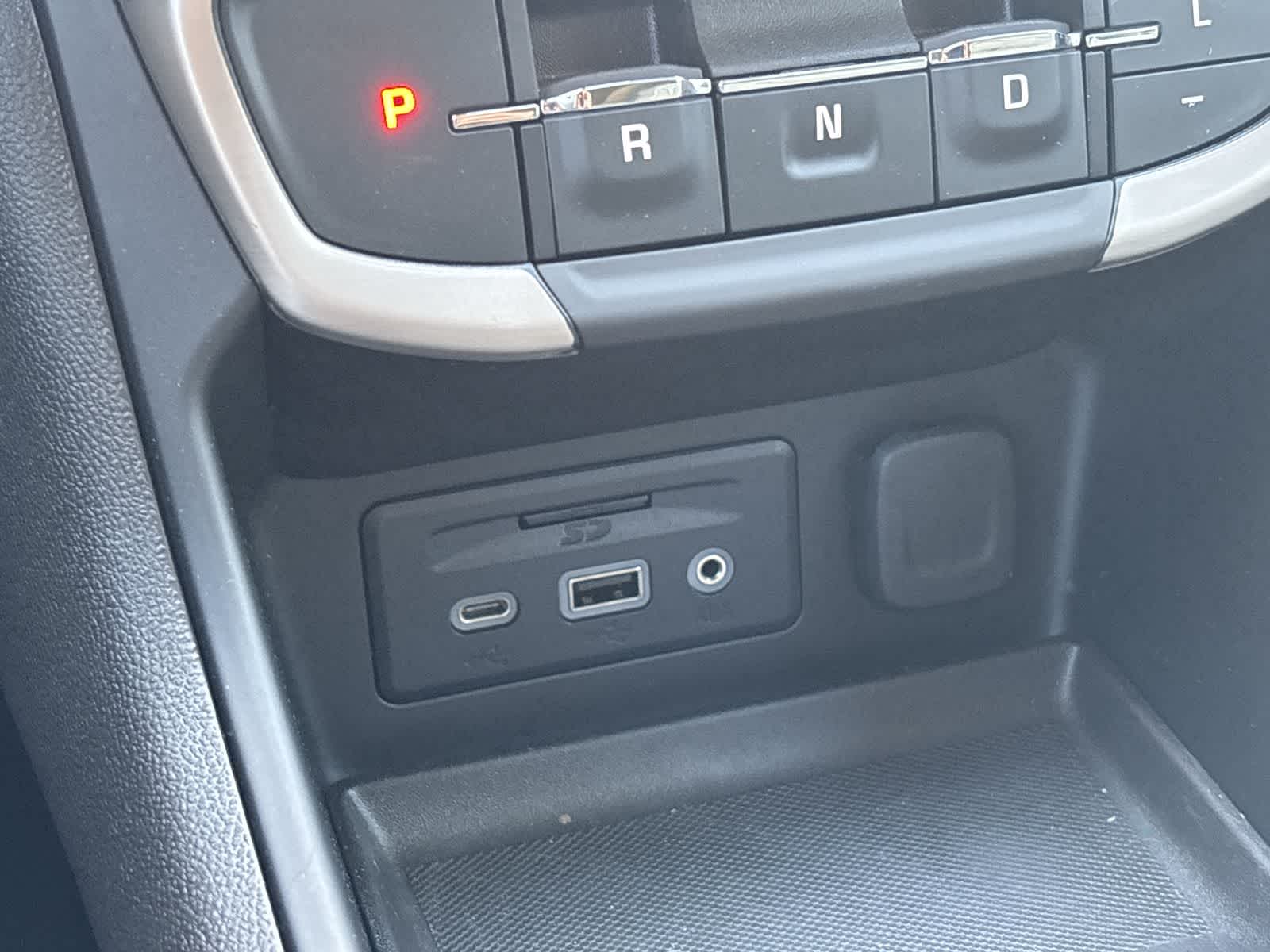 Thumbnail: 2023 GMC Terrain - 28