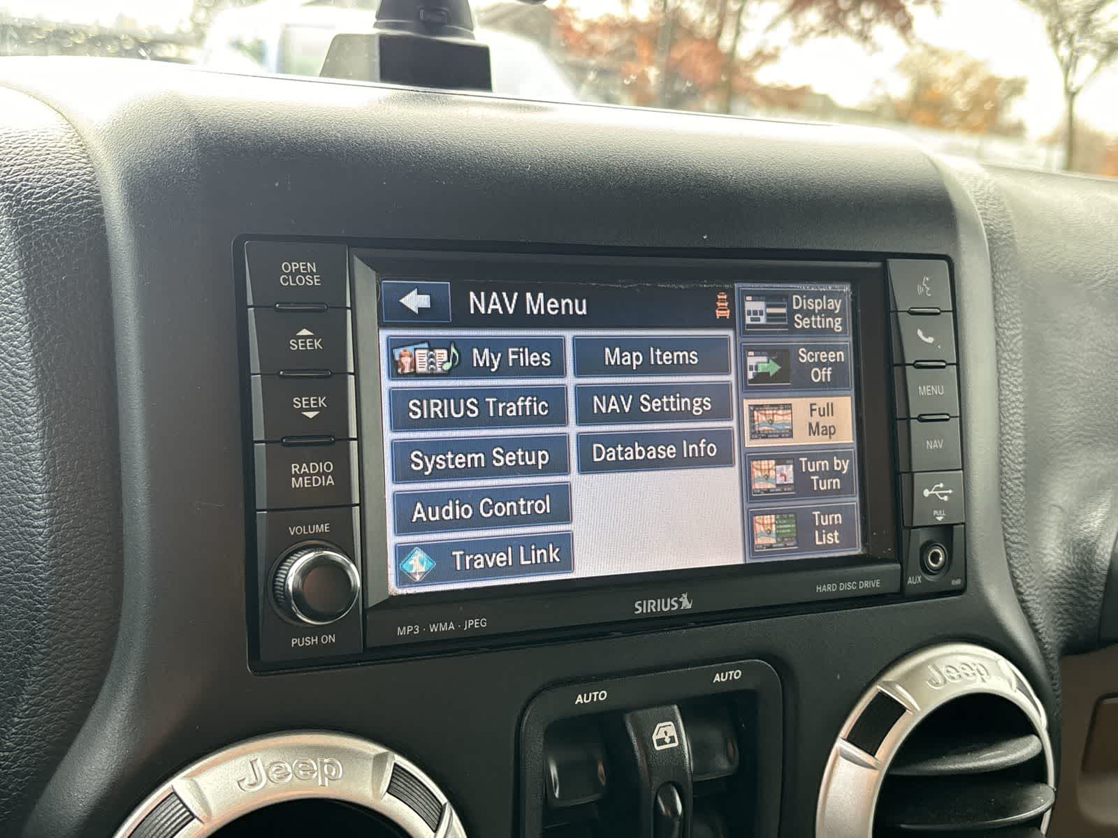 Thumbnail: 2015 Jeep Wrangler - 16