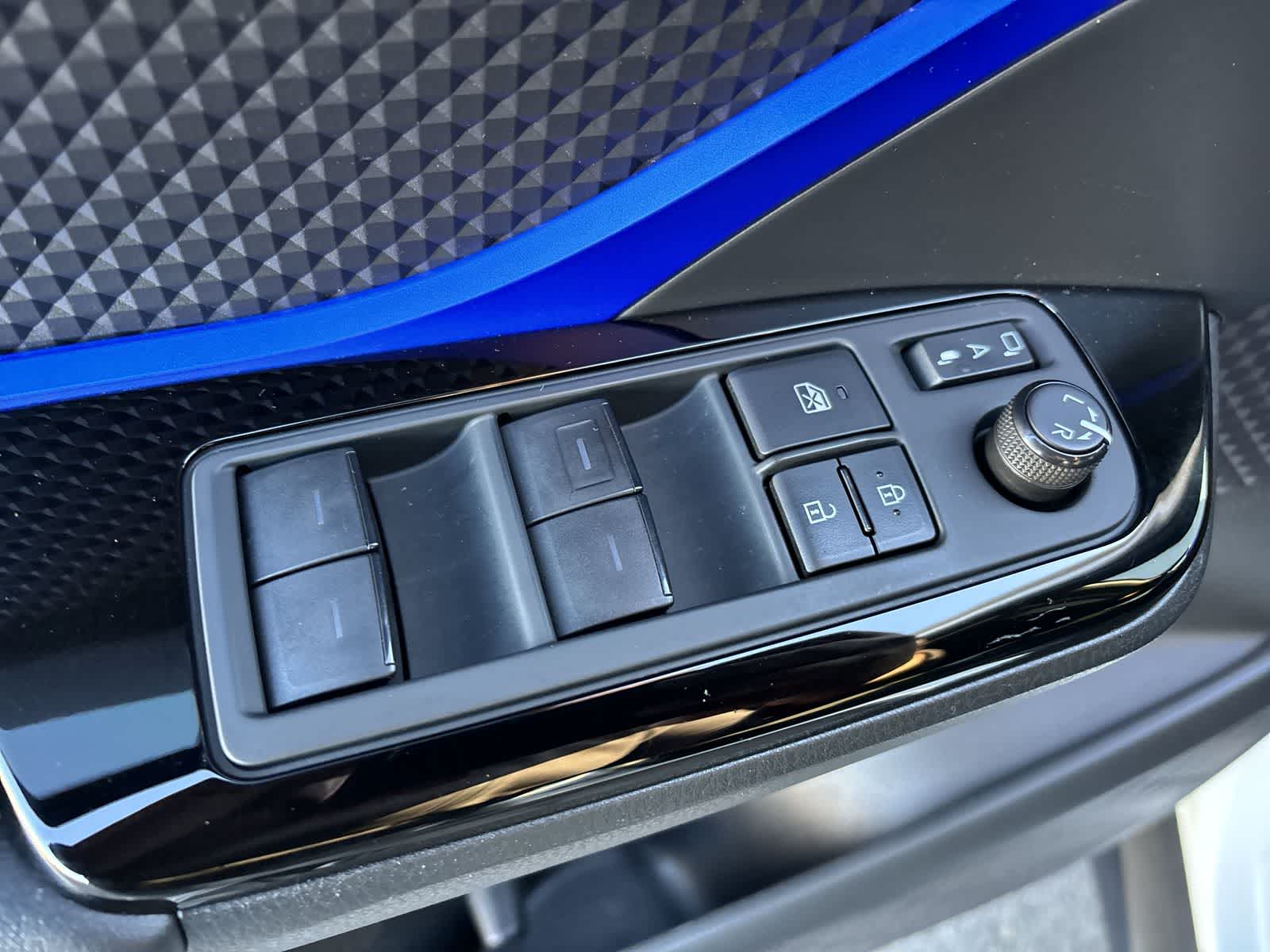 Thumbnail: 2021 Toyota C-HR - 7