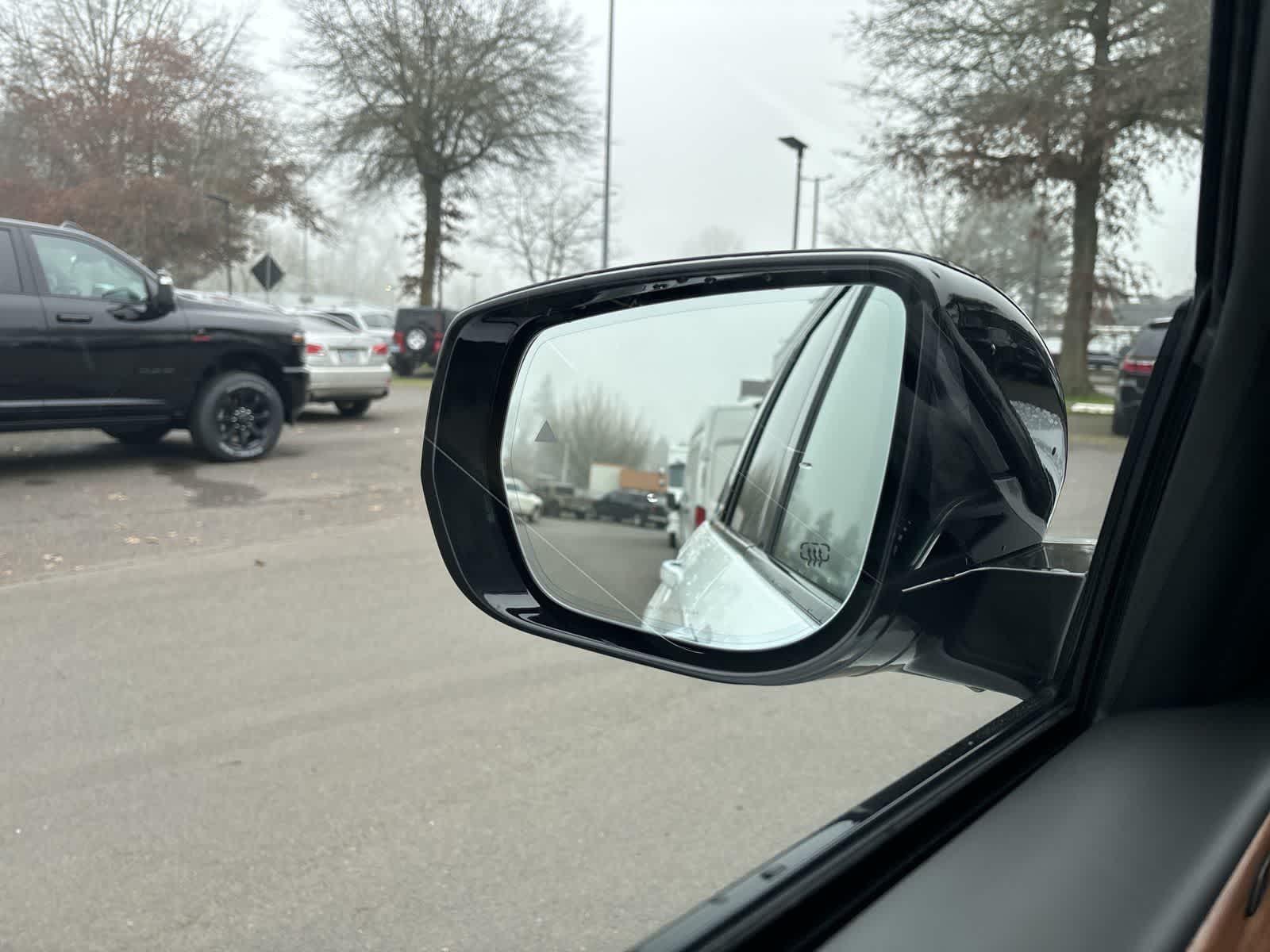 Thumbnail: 2025 Jeep Grand Cherokee - 30