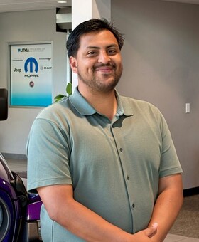 Staff member Victor Perez from ID_eb320e