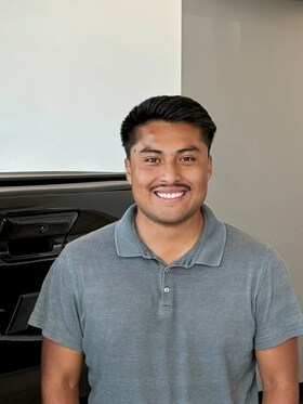 Staff member Rodrigo Lopez from ID_eb320e