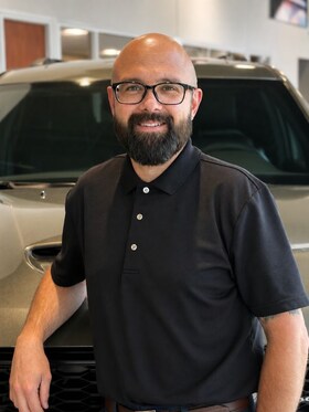 Staff member Justin Barrick from ID_eb320e