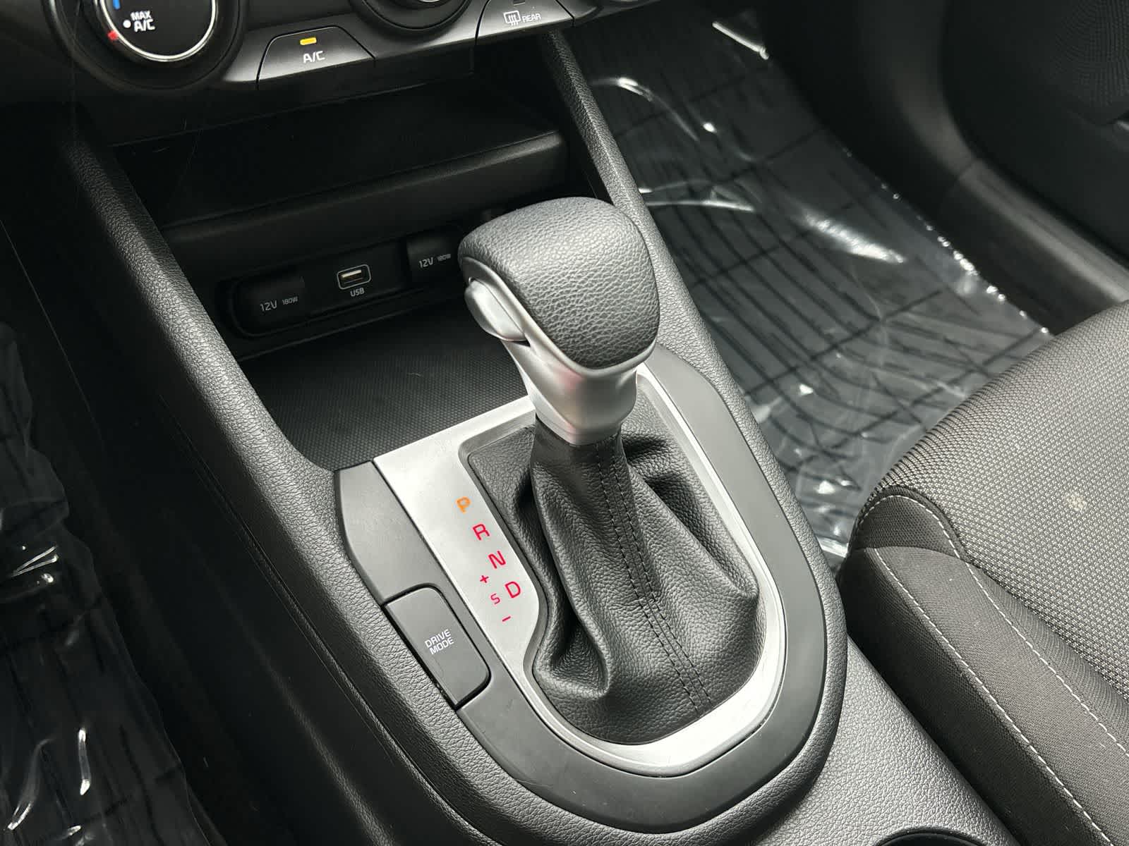 Thumbnail: 2023 Kia Forte - 23