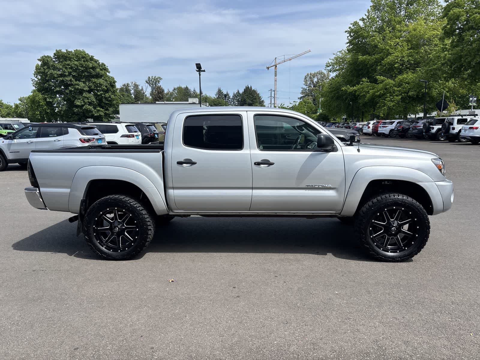 Thumbnail: 2005 Toyota Tacoma - 5
