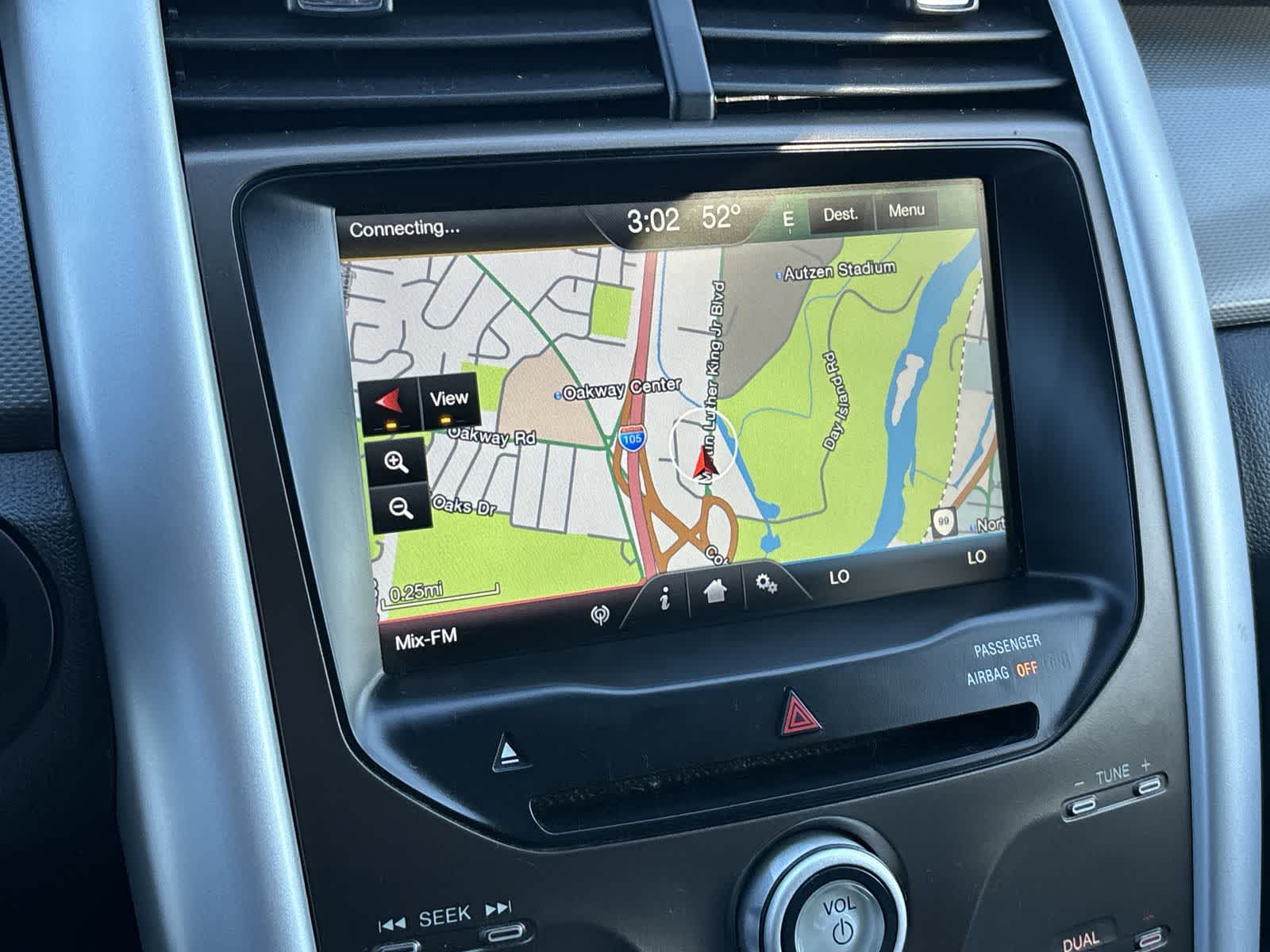 Thumbnail: 2014 Ford Edge - 18