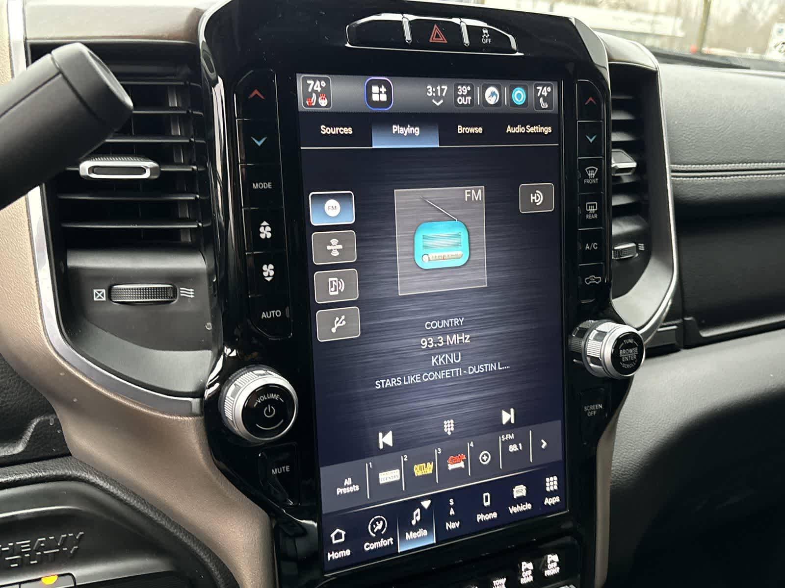 Thumbnail: 2024 RAM 2500 - 18