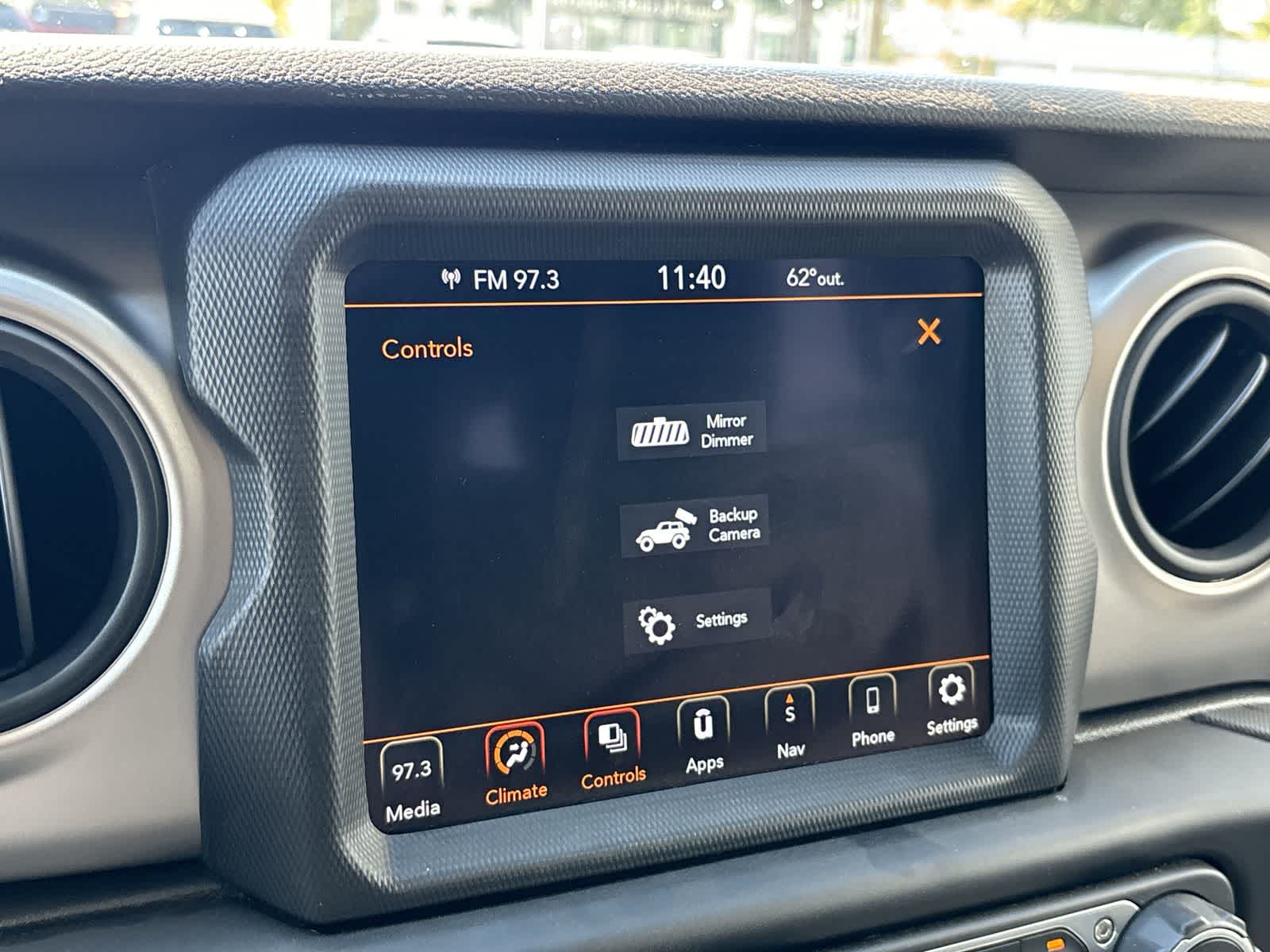 Thumbnail: 2021 Jeep Wrangler - 17