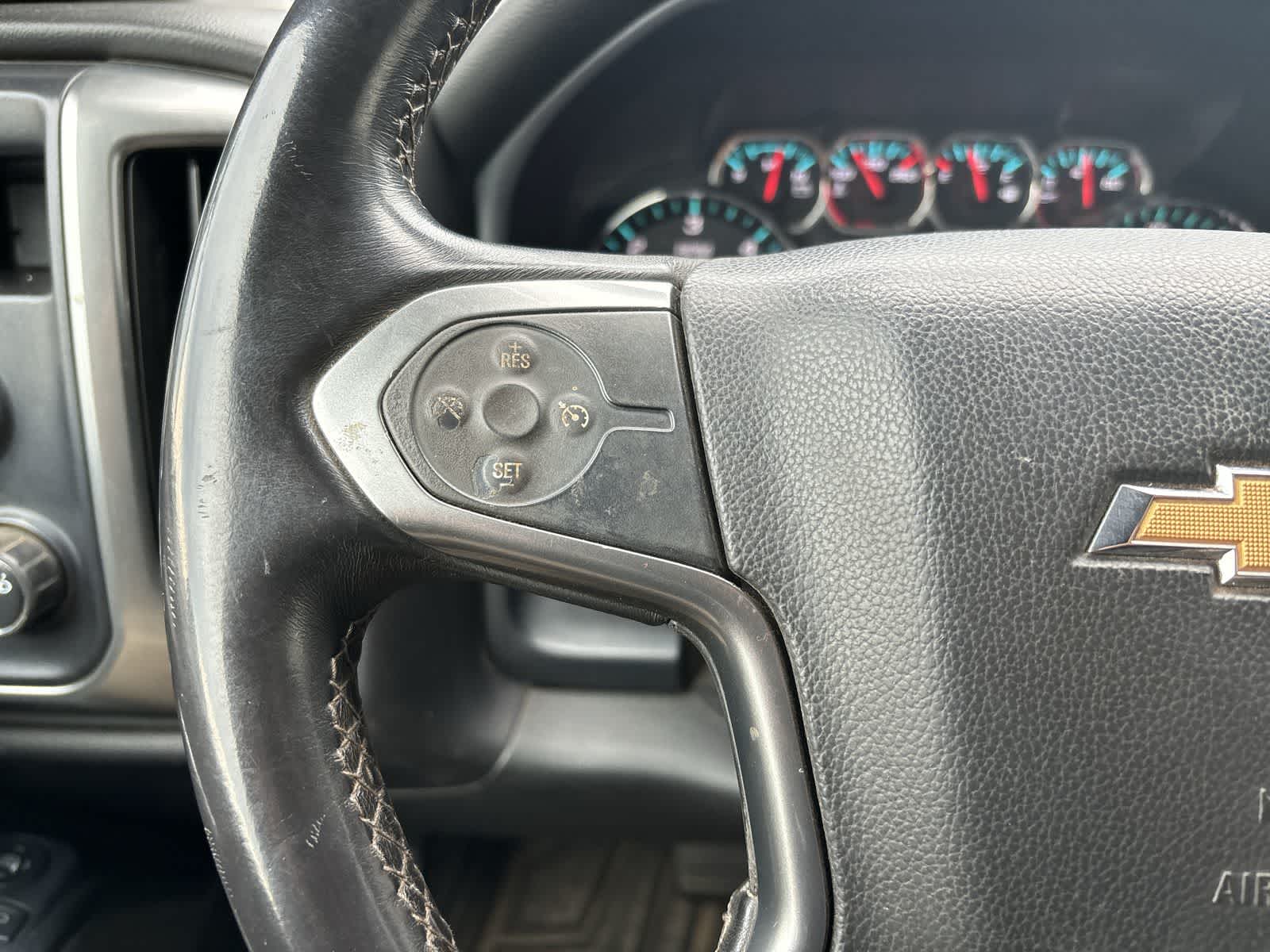 Thumbnail: 2016 Chevrolet Silverado 1500 - 10