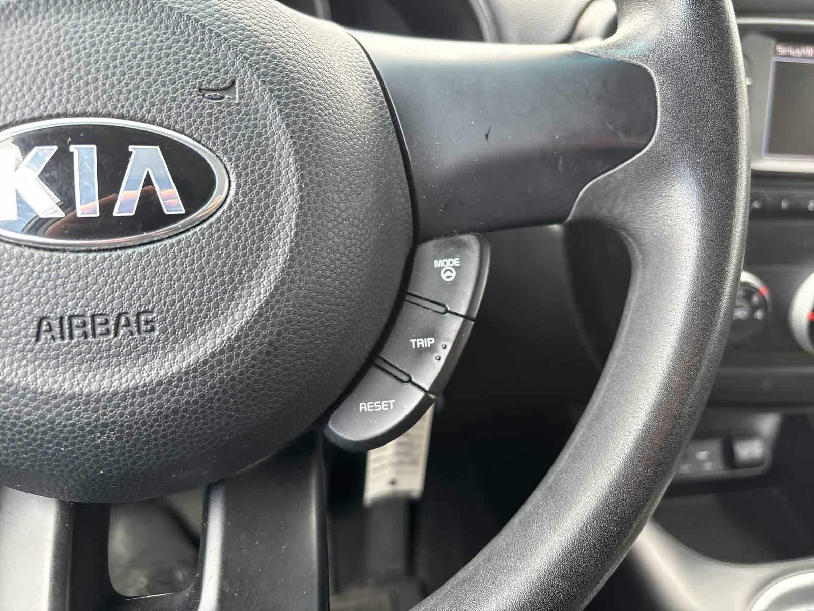Thumbnail: 2017 Kia Soul - 10