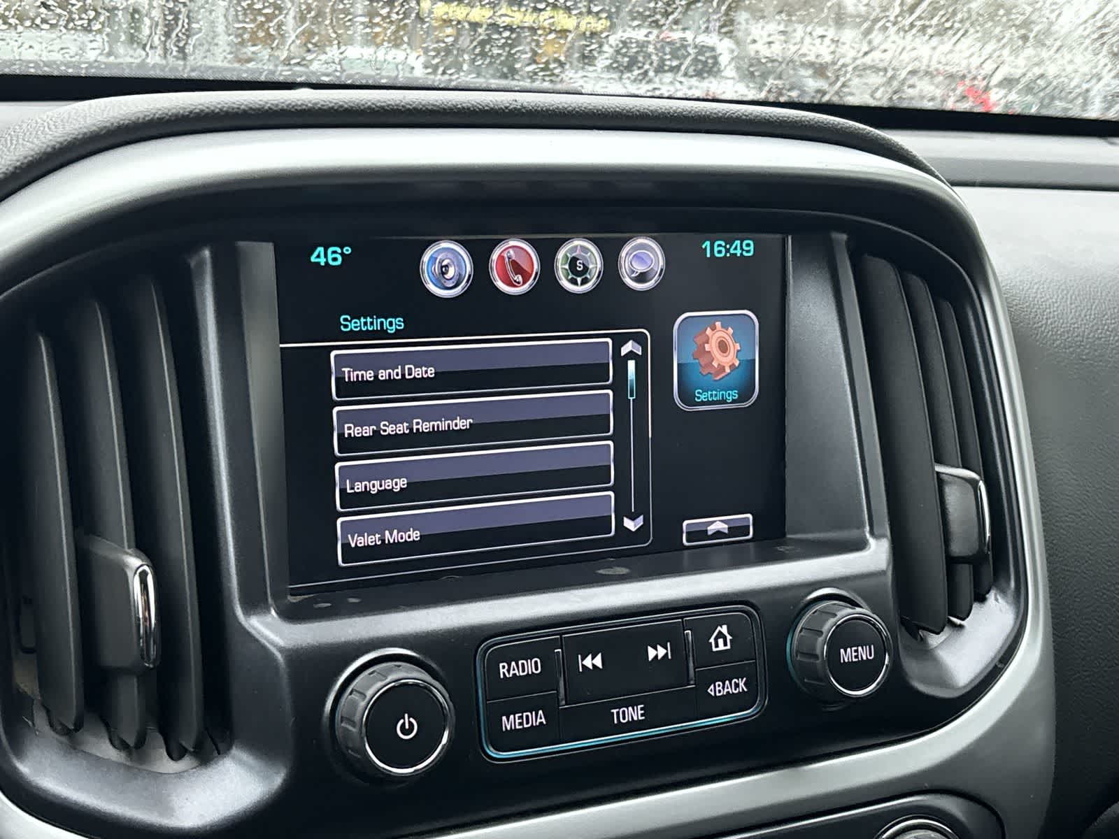 Thumbnail: 2017 Chevrolet Colorado - 21