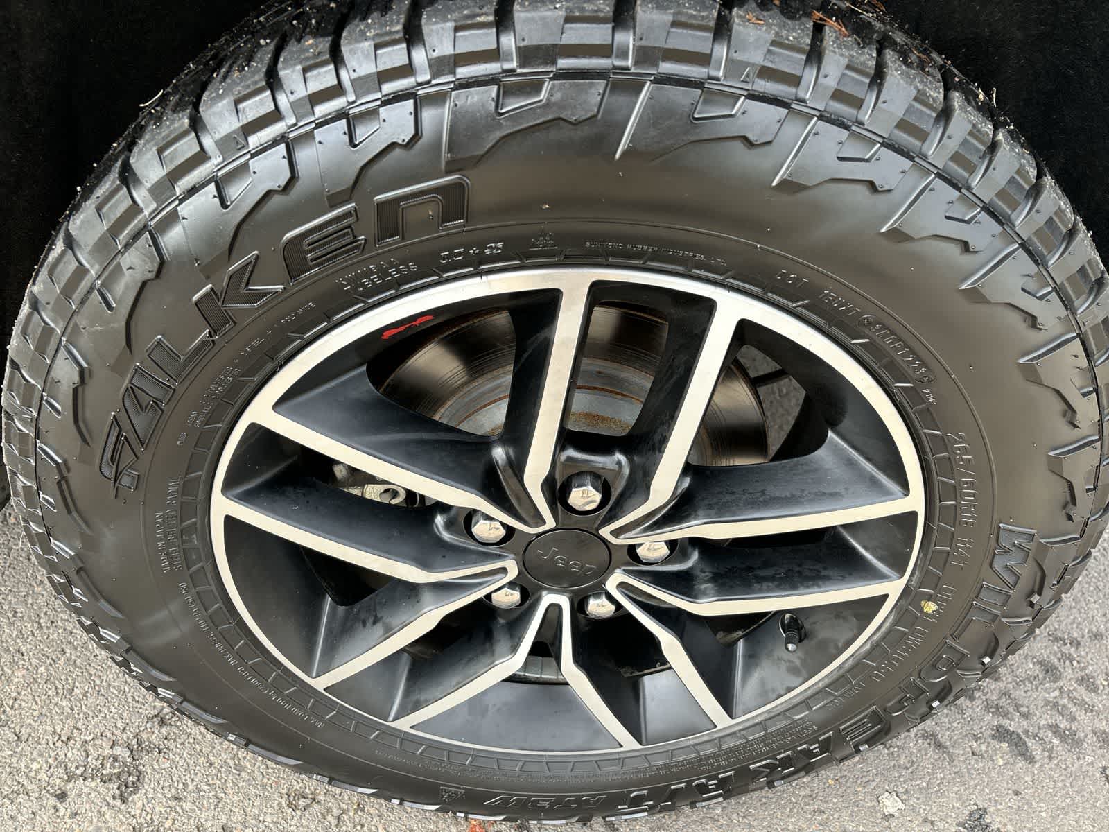 Thumbnail: 2020 Jeep Grand Cherokee - 4