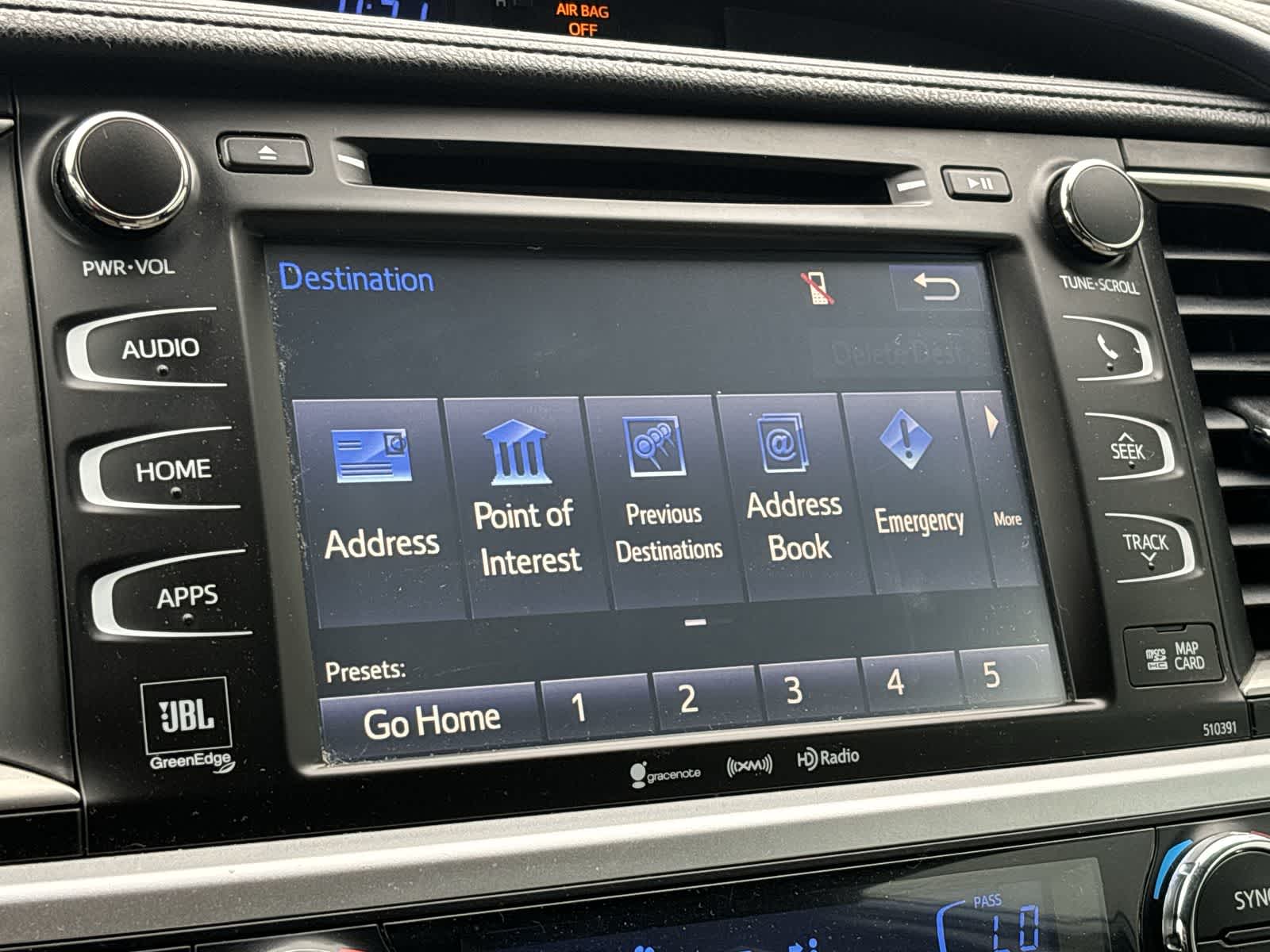 Thumbnail: 2019 Toyota Highlander - 17