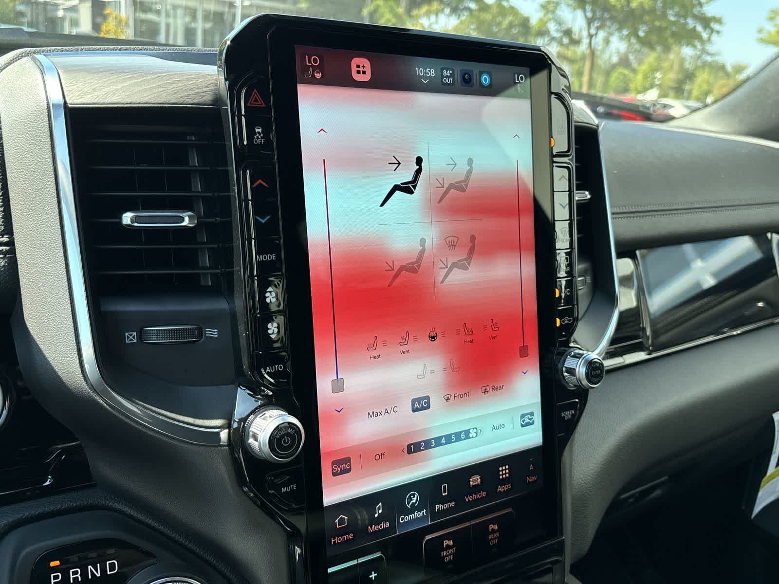 Thumbnail: 2026 RAM 1500 - 17