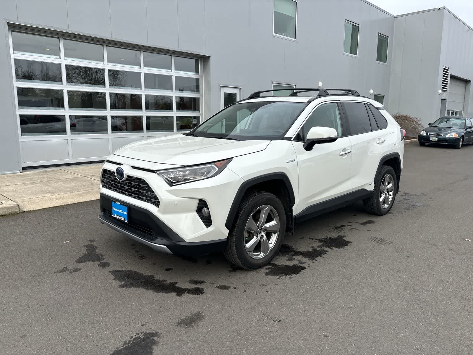 Thumbnail: 2020 Toyota RAV4 - 1