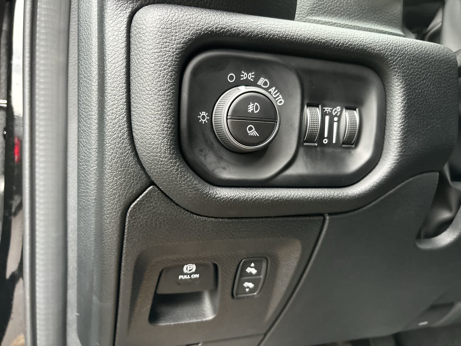 Thumbnail: 2026 RAM 1500 - 13