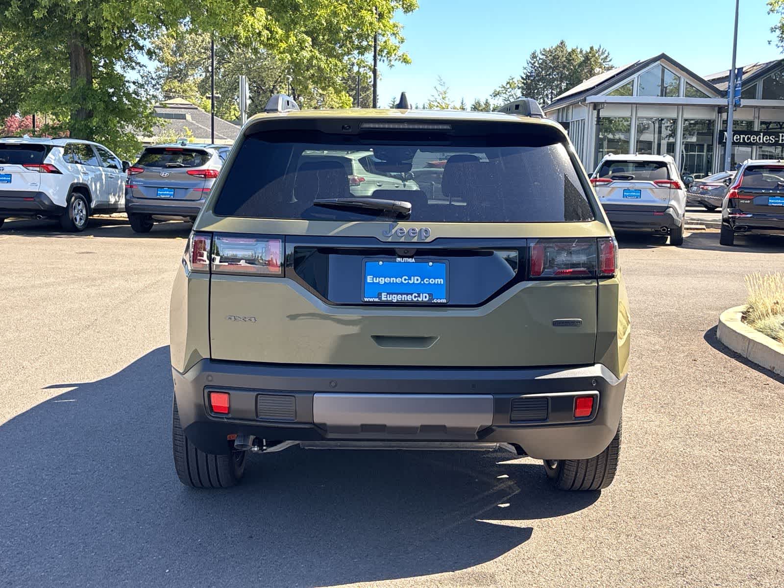 Thumbnail: 2026 Jeep Cherokee - 4