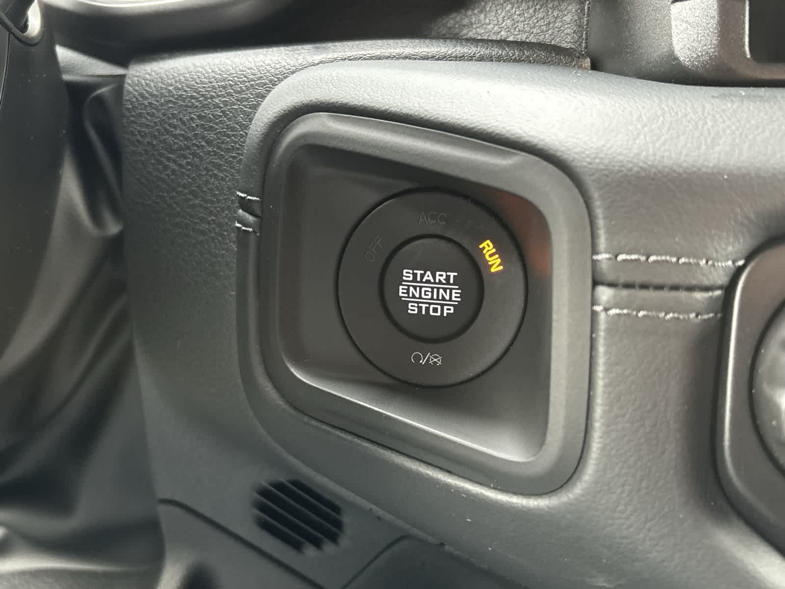 Thumbnail: 2026 Jeep Gladiator - 26