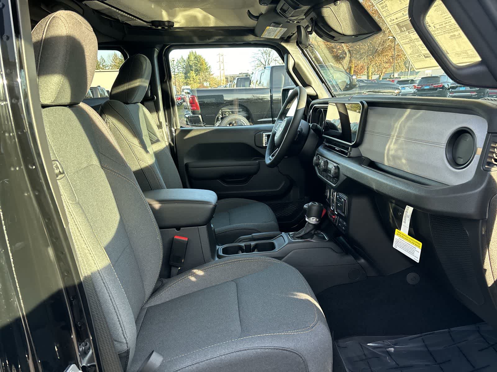 Thumbnail: 2026 Jeep Wrangler - 5