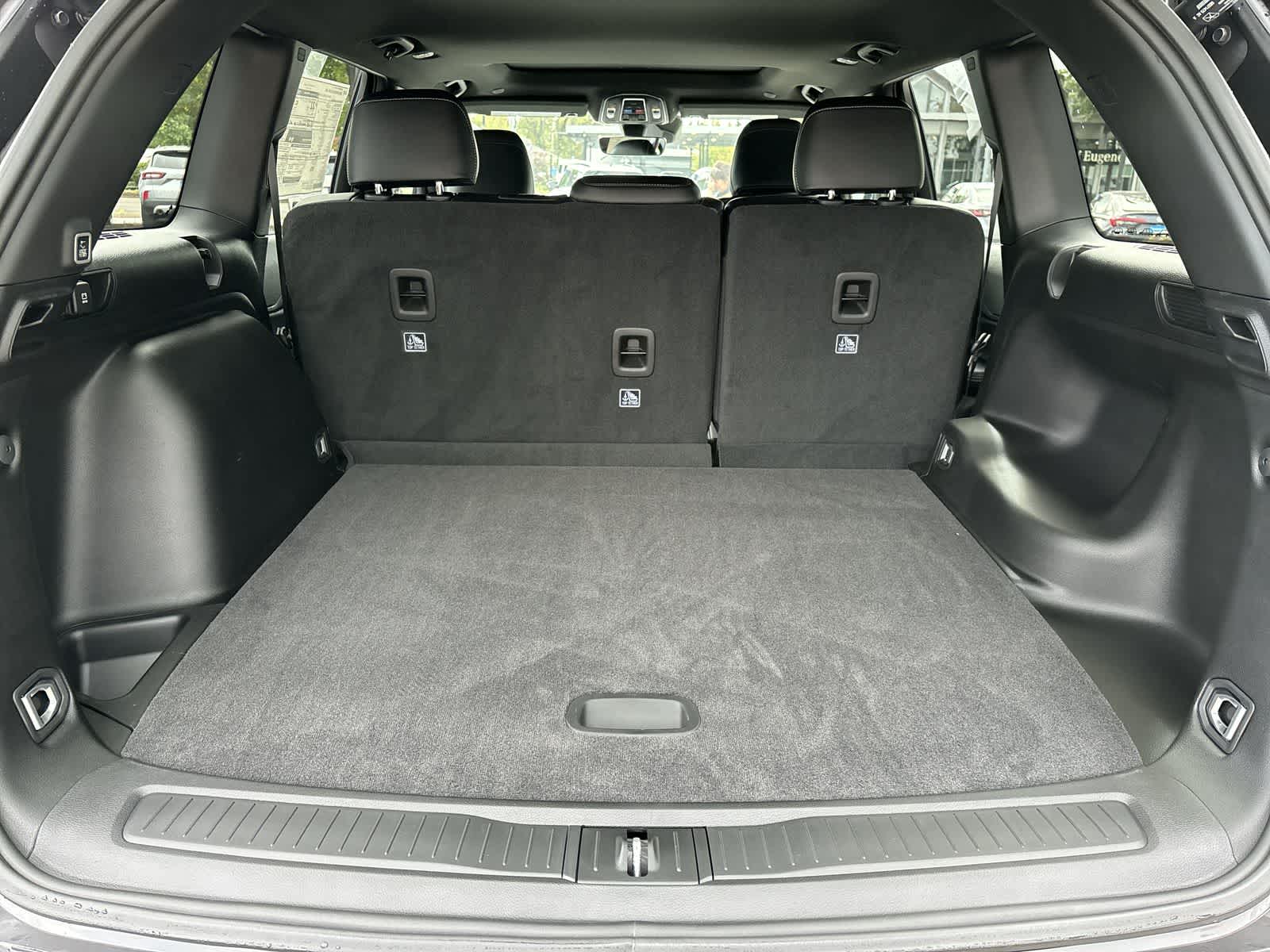 Thumbnail: 2025 Jeep Grand Cherokee - 7