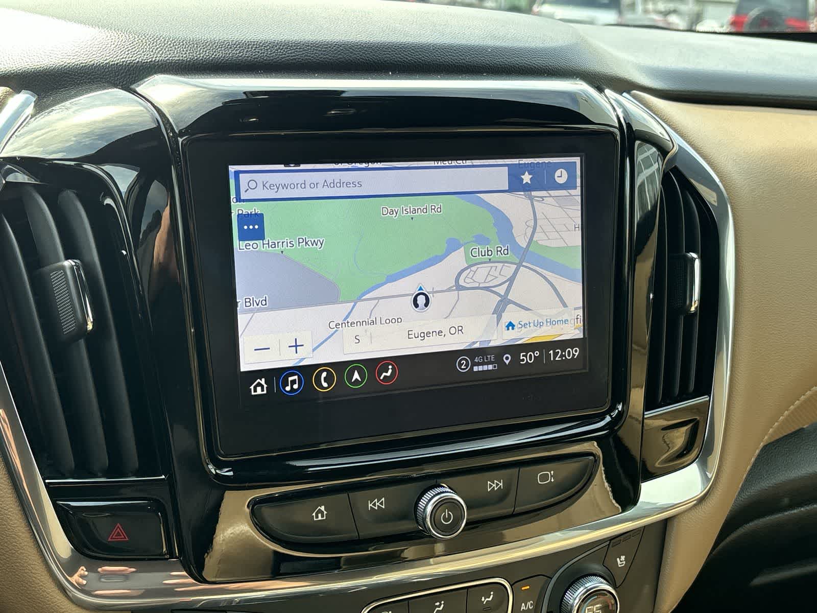 Thumbnail: 2023 Chevrolet Traverse - 18