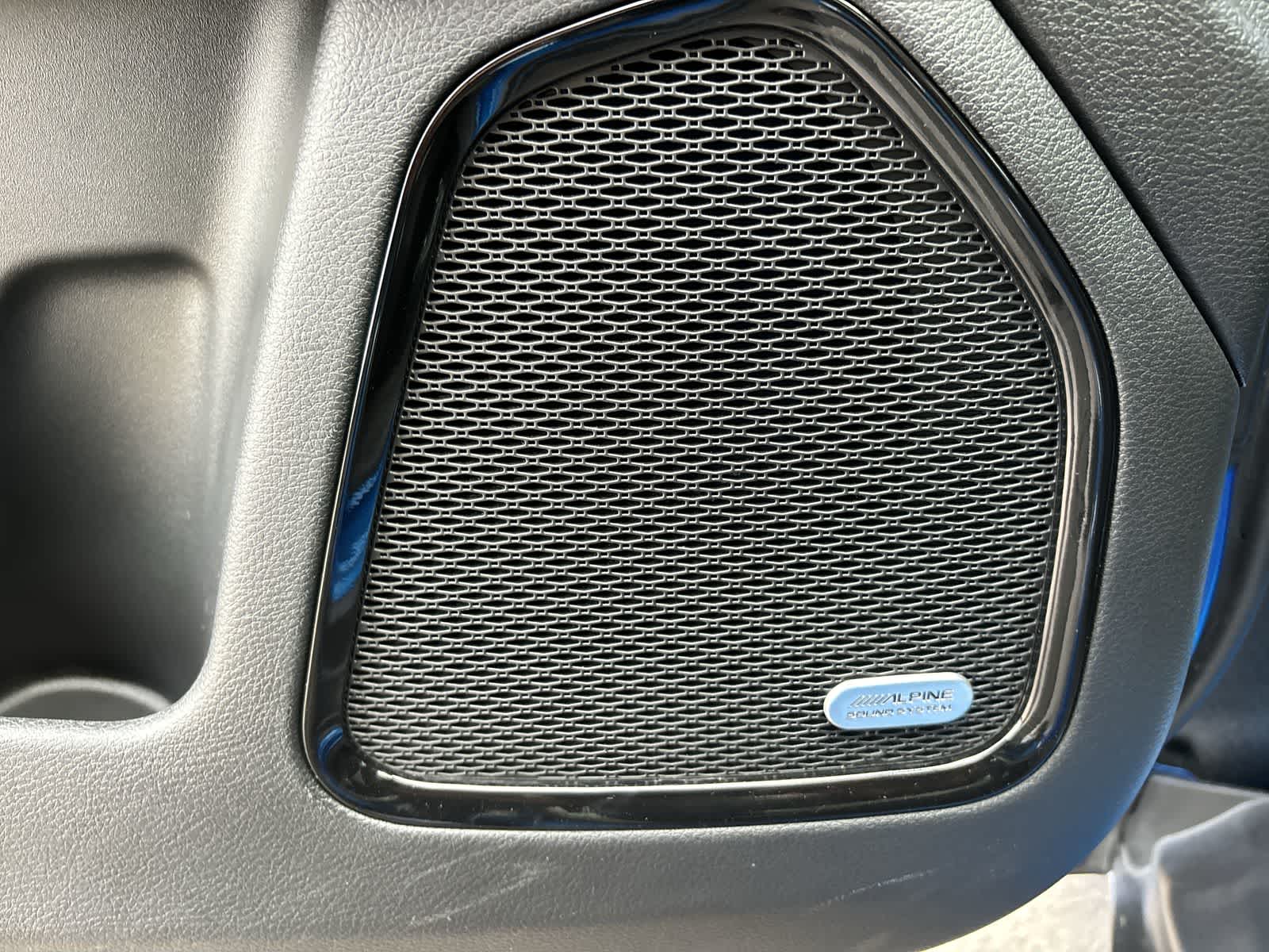 Thumbnail: 2022 Jeep Compass - 10