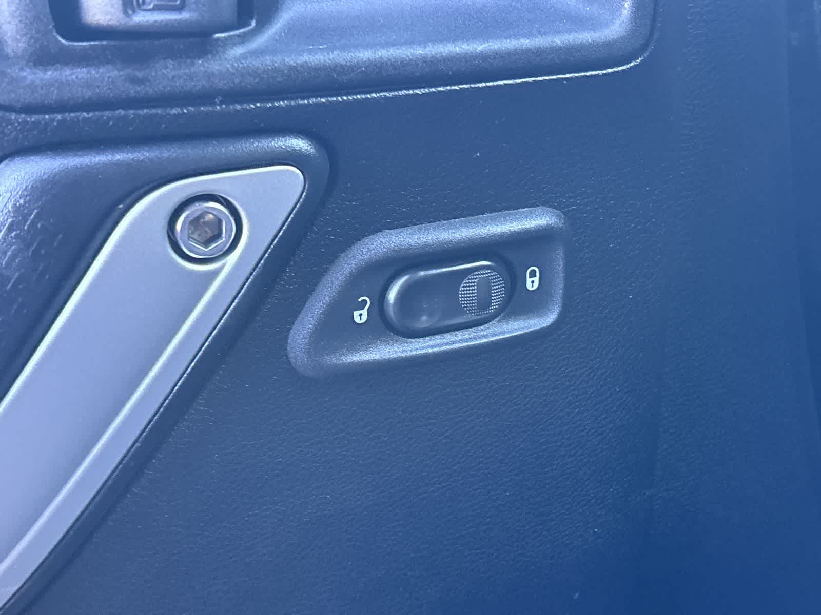 Thumbnail: 2014 Jeep Wrangler - 26