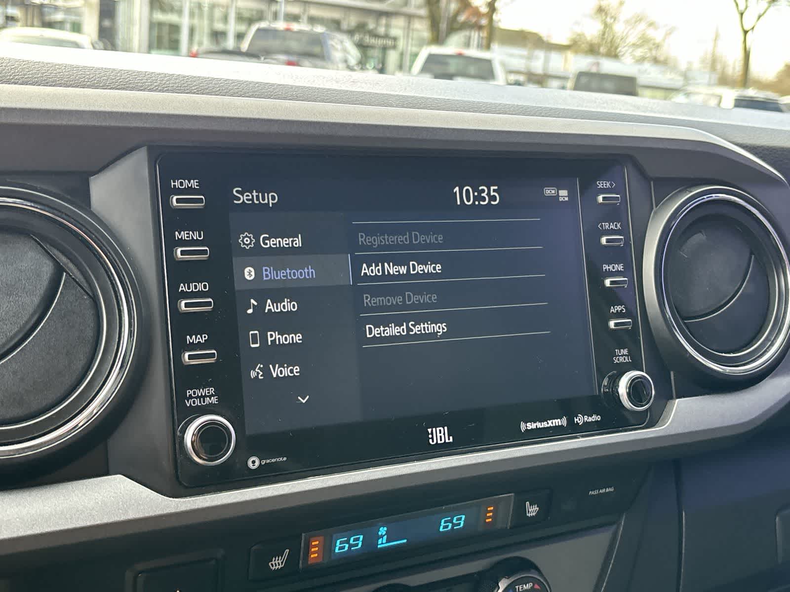 Thumbnail: 2021 Toyota Tacoma - 18