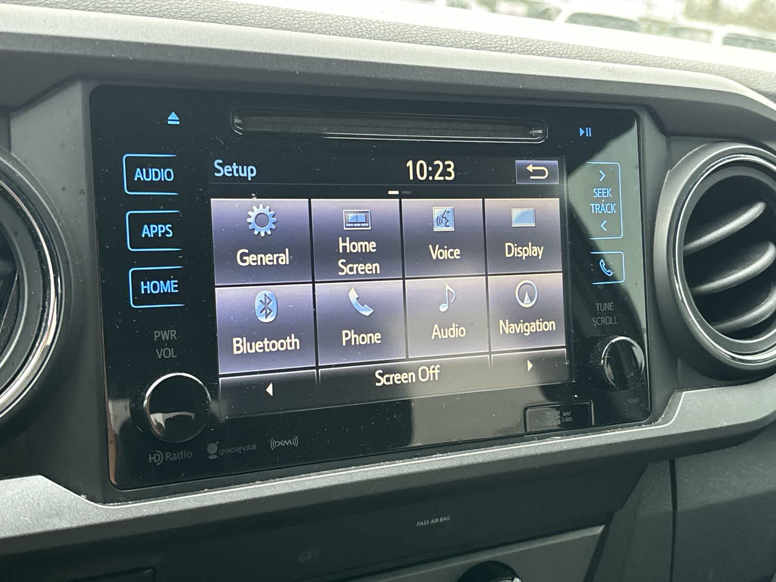 Thumbnail: 2019 Toyota Tacoma - 20