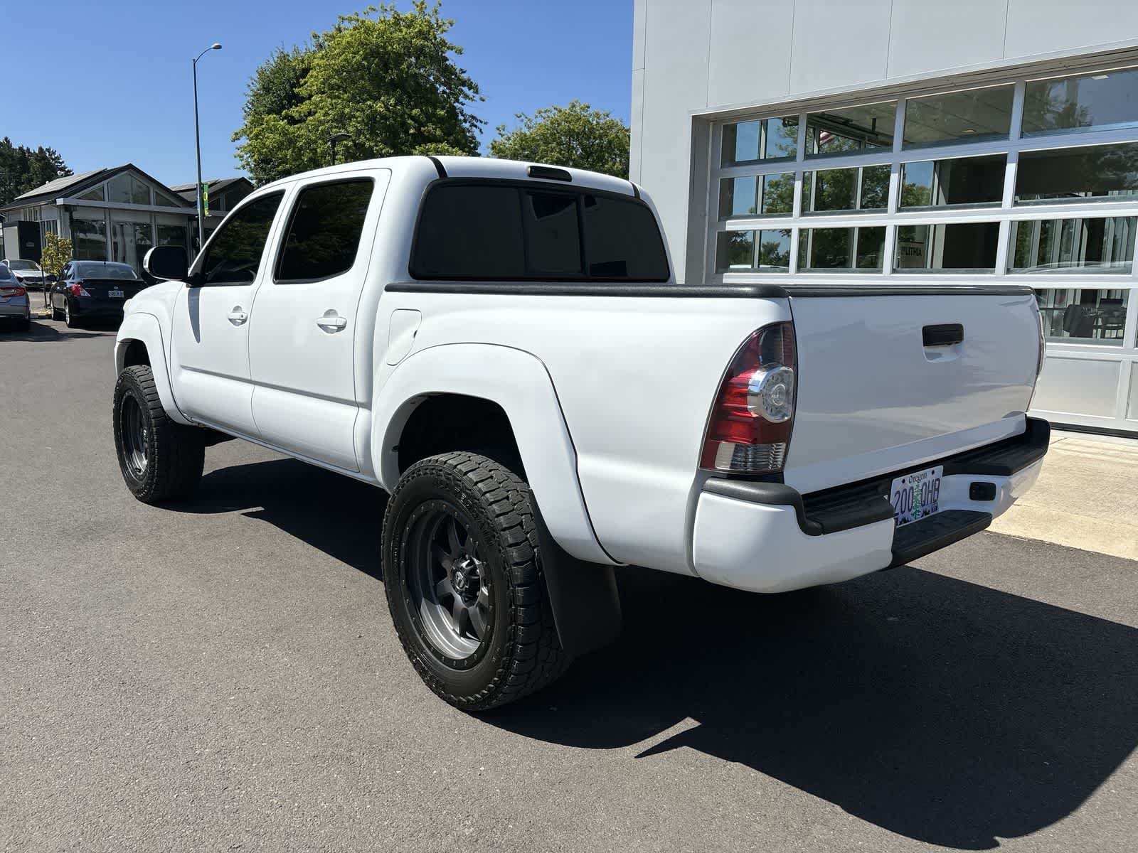 Thumbnail: 2012 Toyota Tacoma - 3