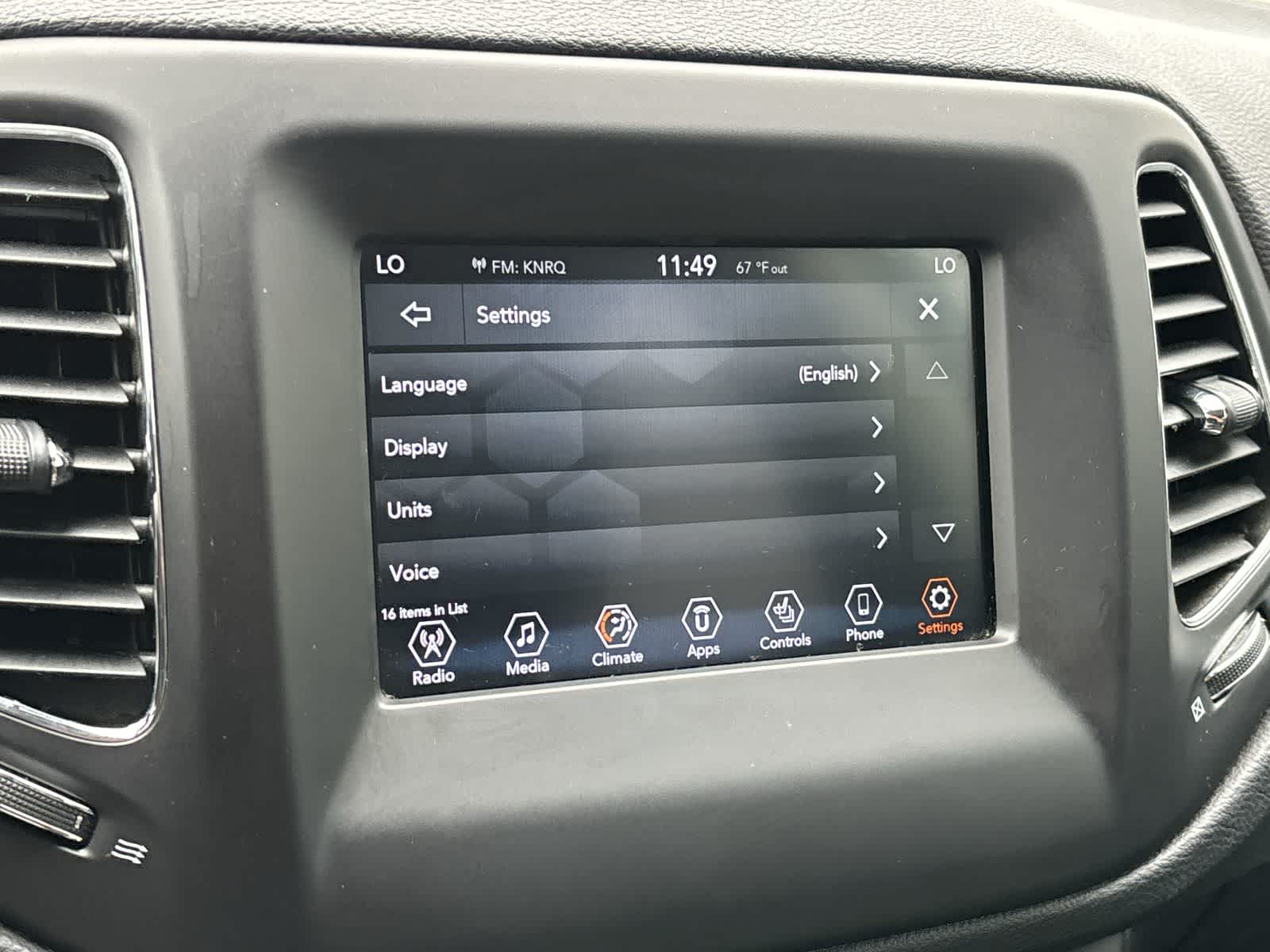 Thumbnail: 2019 Jeep Compass - 20
